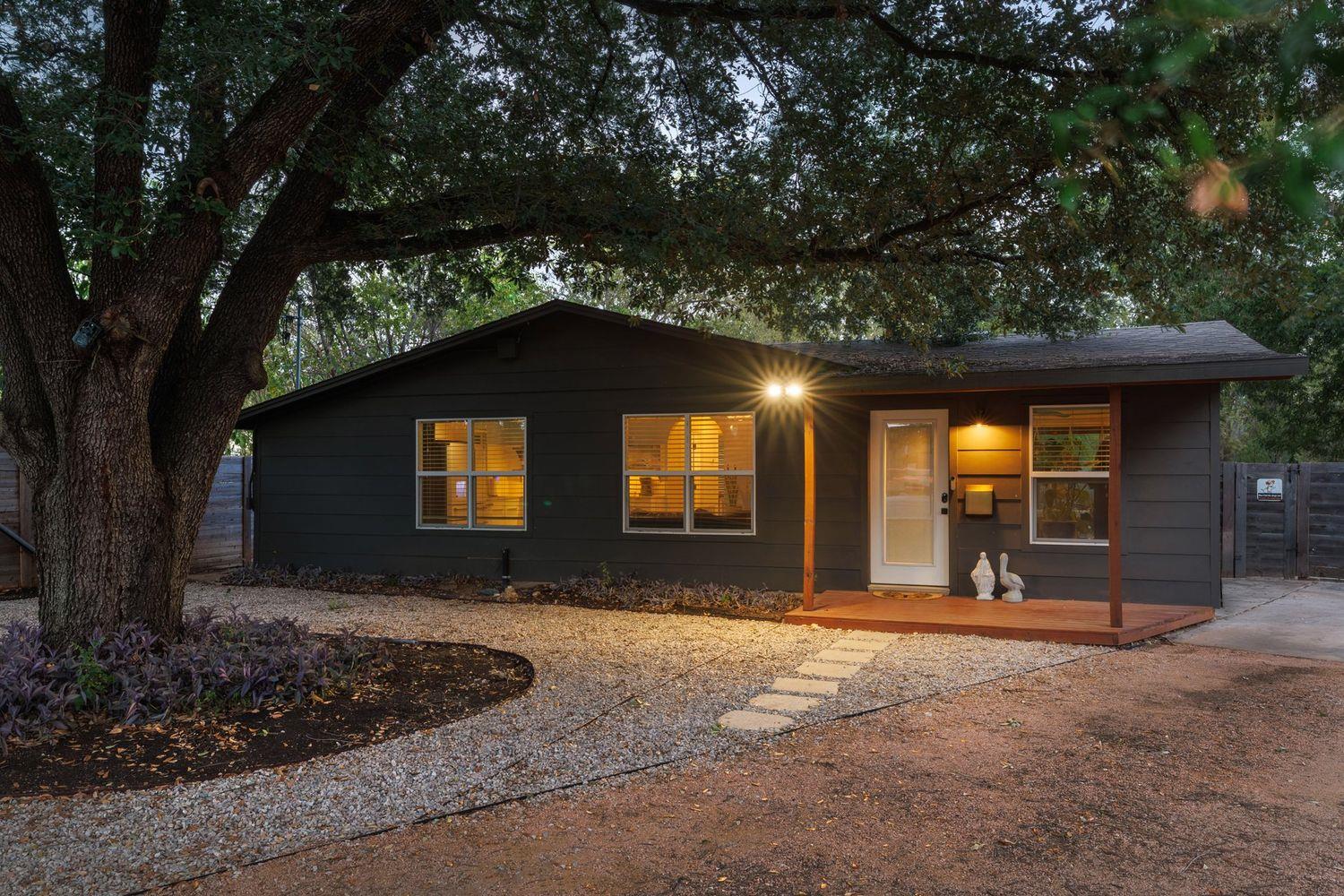 901 Saint Elmo CIR
