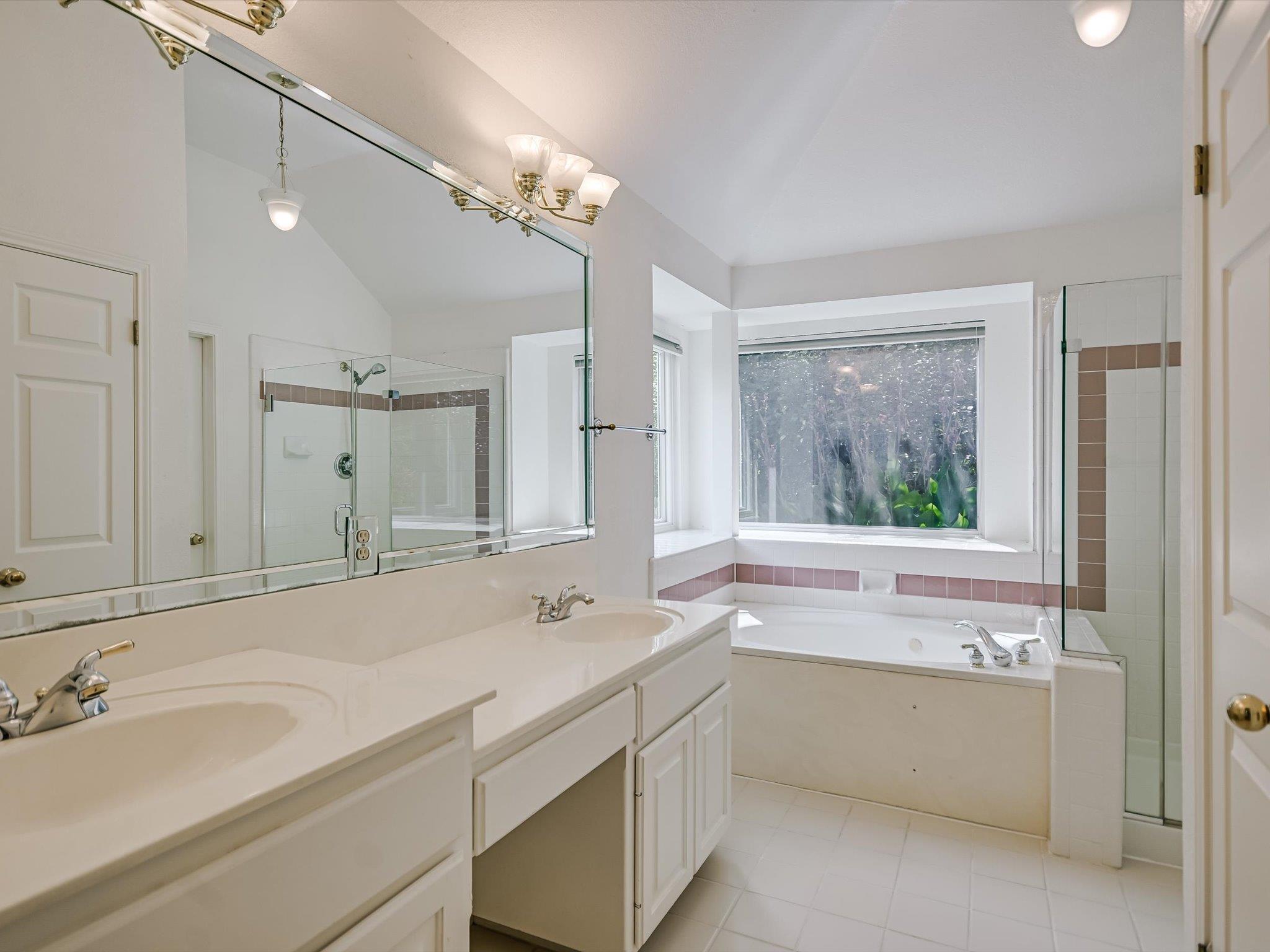 10817 Redmond RD