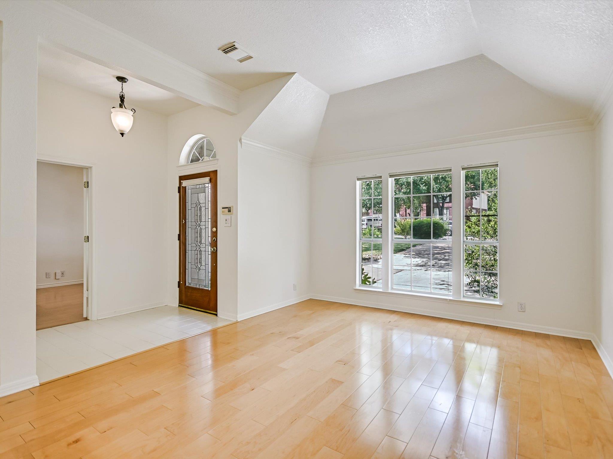 10817 Redmond RD