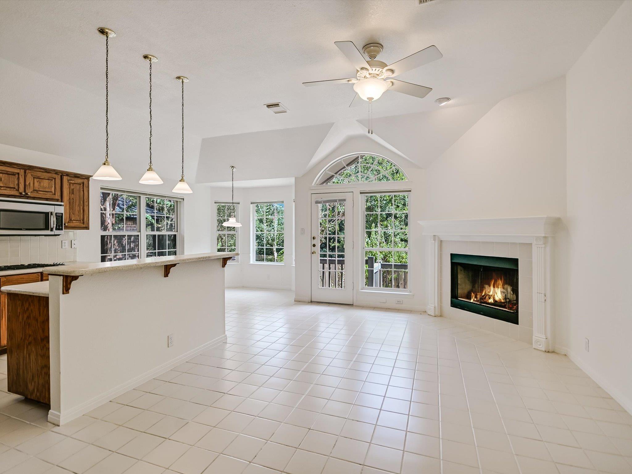 10817 Redmond RD
