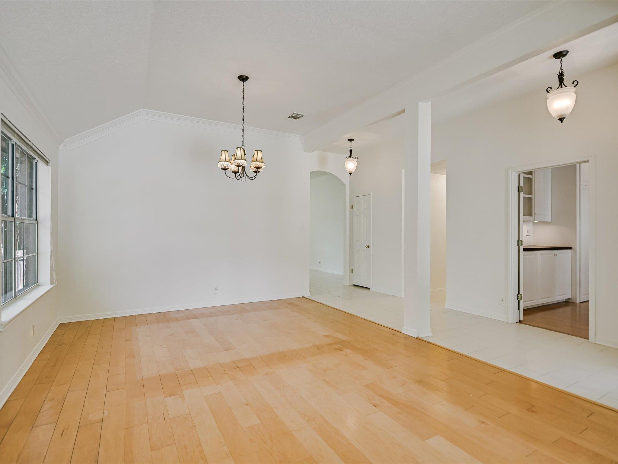 10817 Redmond RD