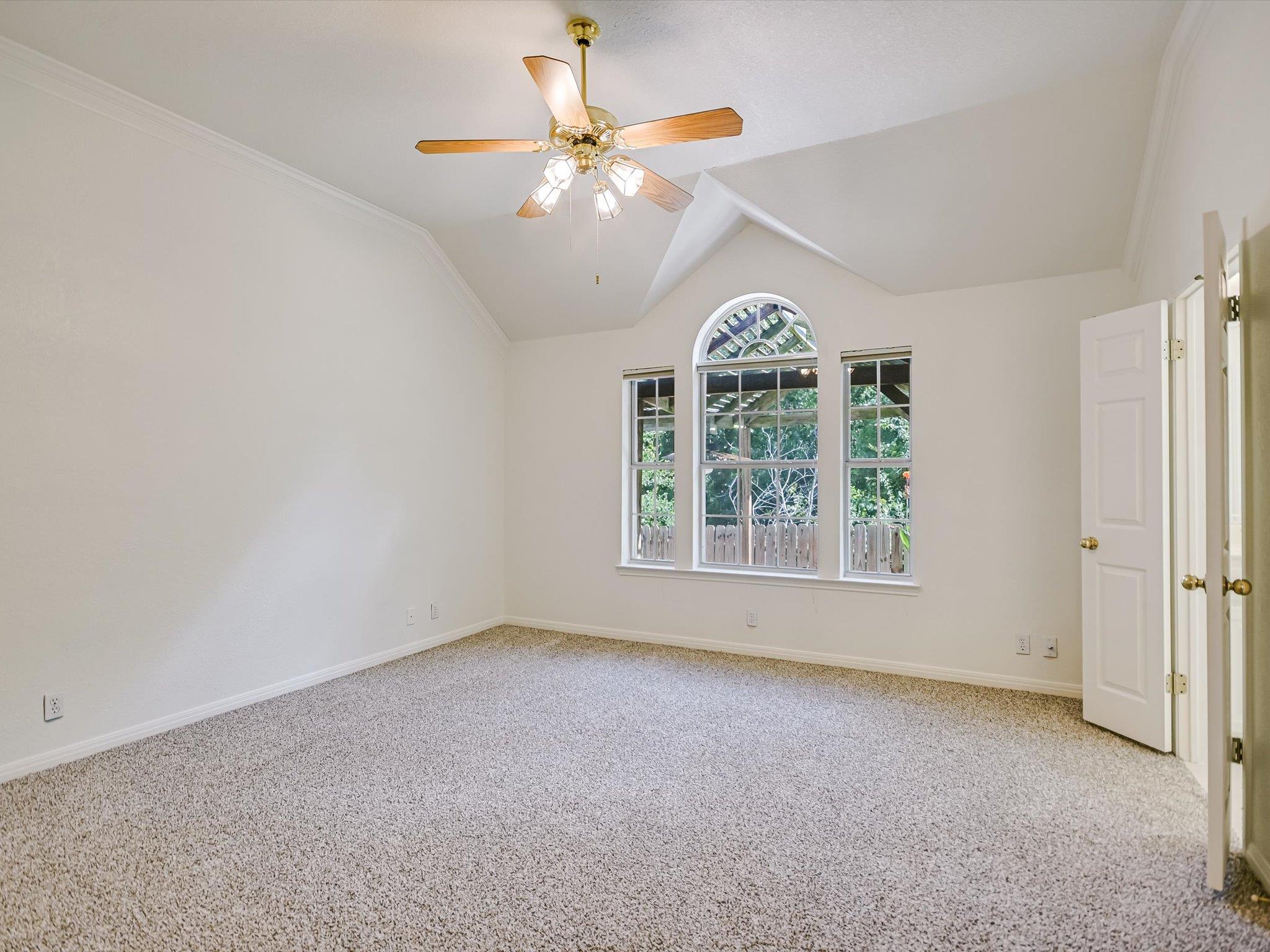 10817 Redmond RD