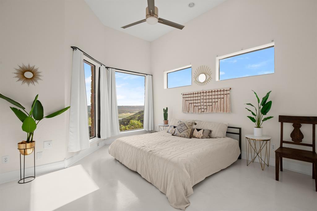 13902 Panorama DR