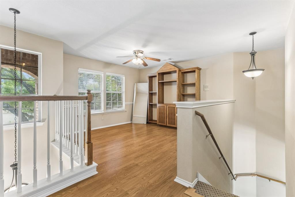 1409 Deer Horn DR