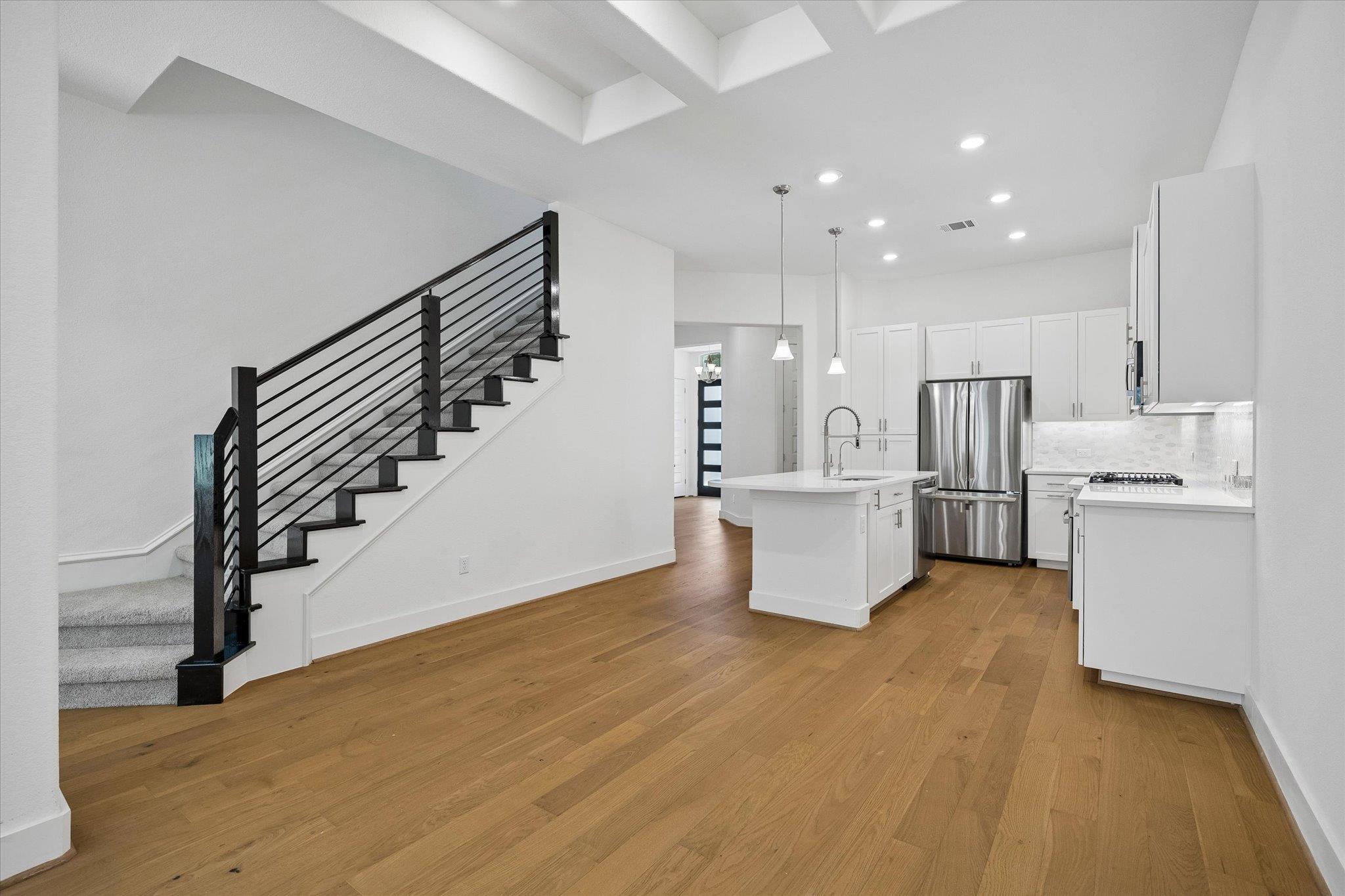 109 Beneteau DR