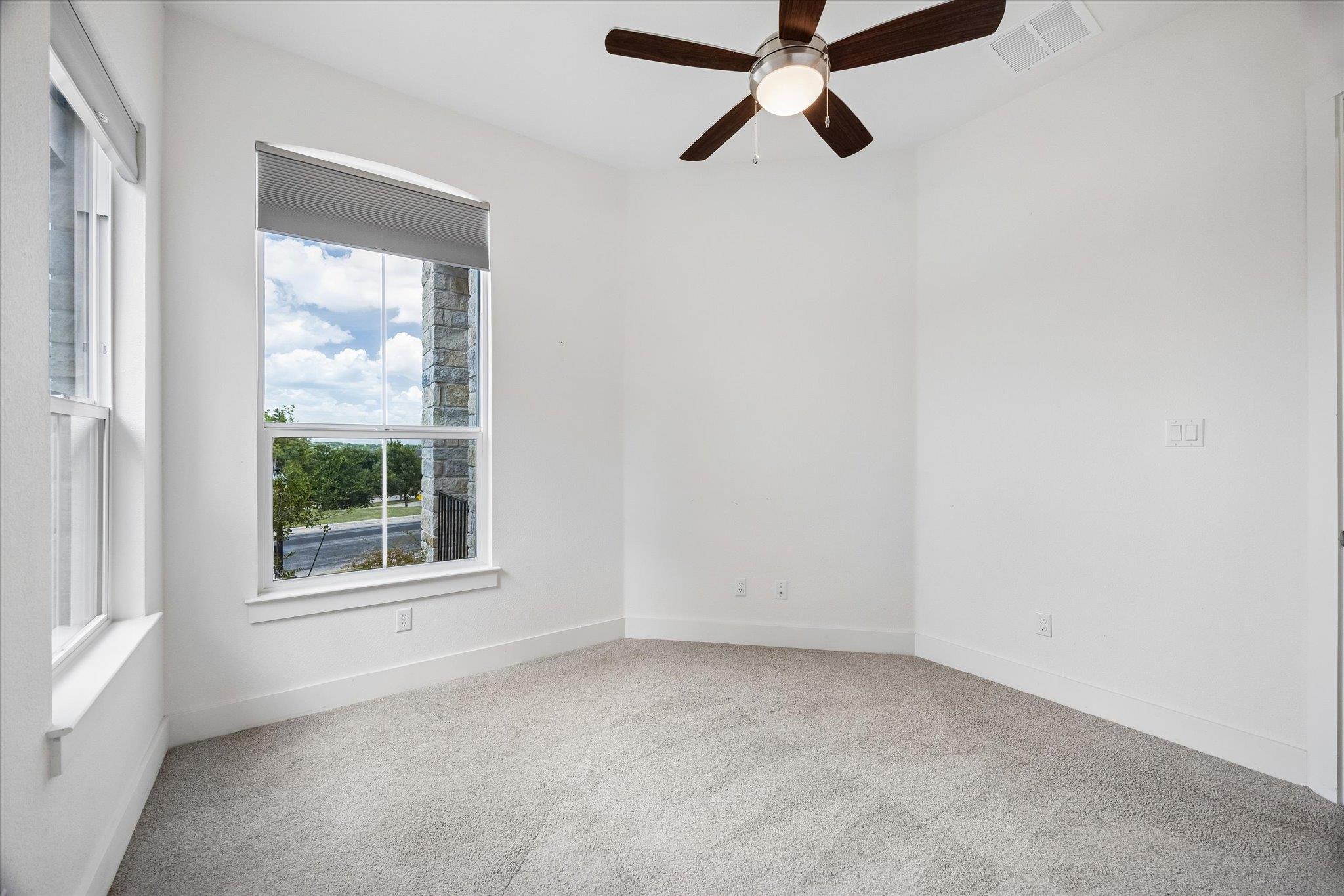 109 Beneteau DR