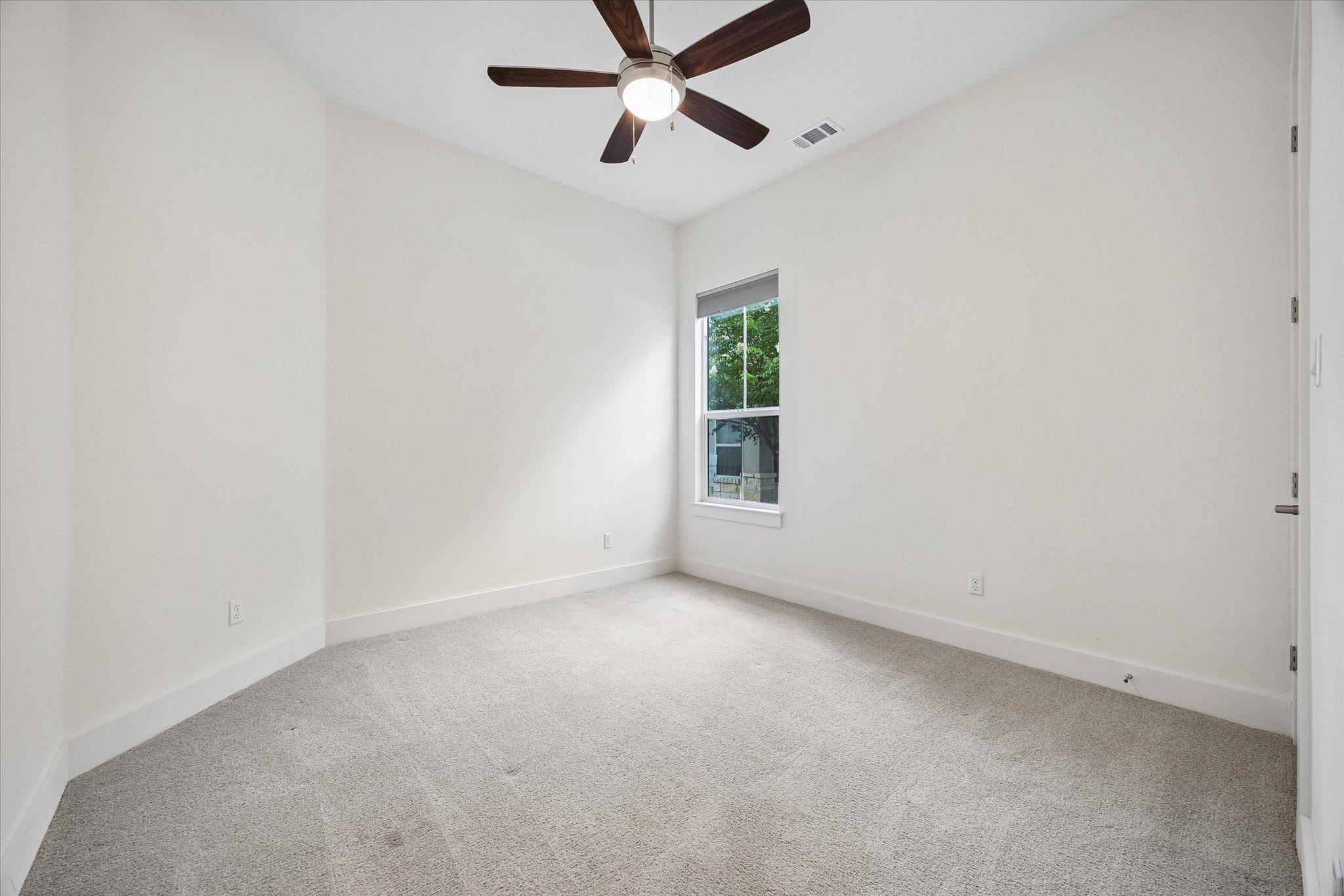 109 Beneteau DR