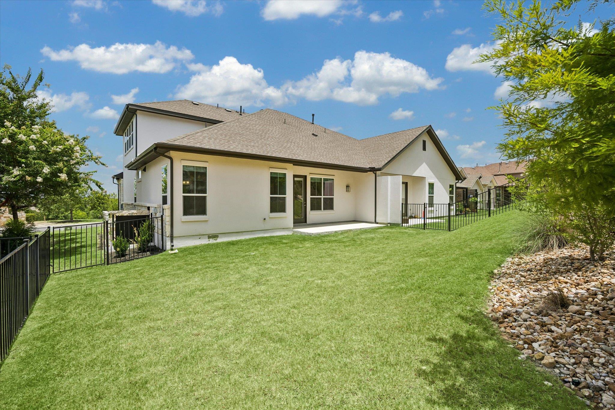 109 Beneteau DR