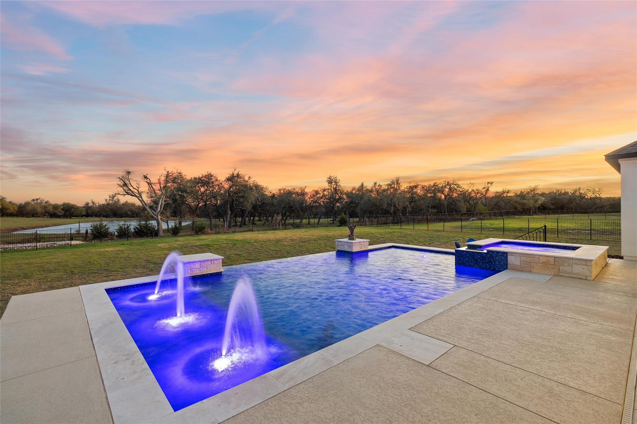 429 Prairie Clover DR