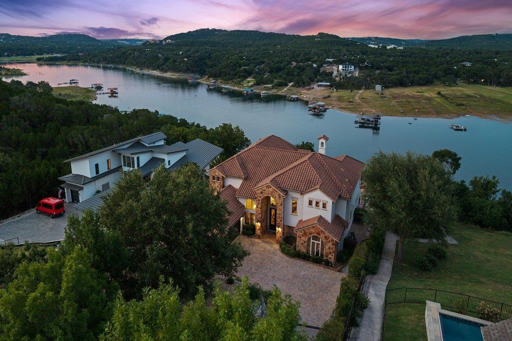 17508 Northlake Hills DR