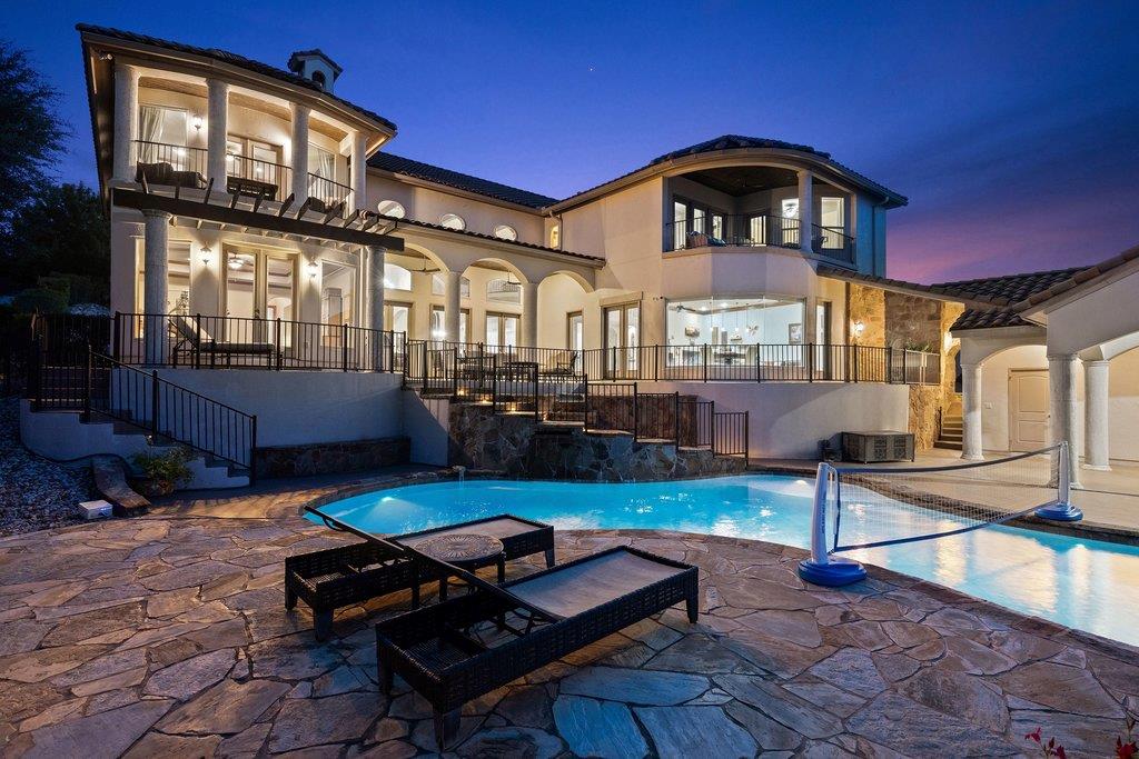17508 Northlake Hills DR