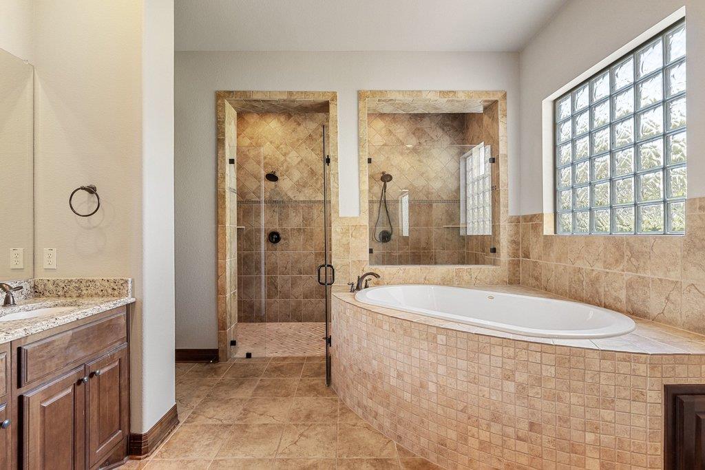 17508 Northlake Hills DR