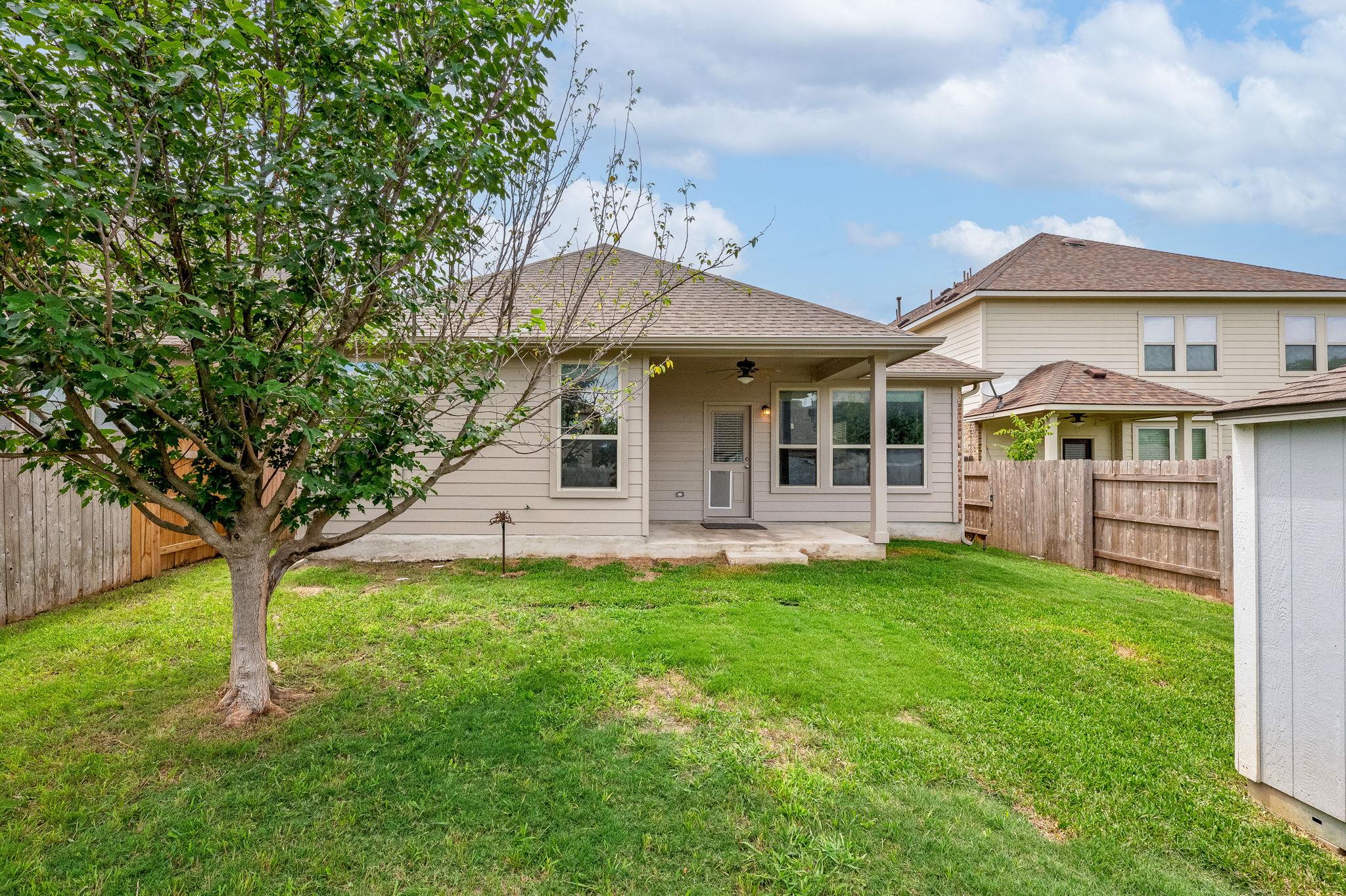 2701 Auburn Chestnut LN