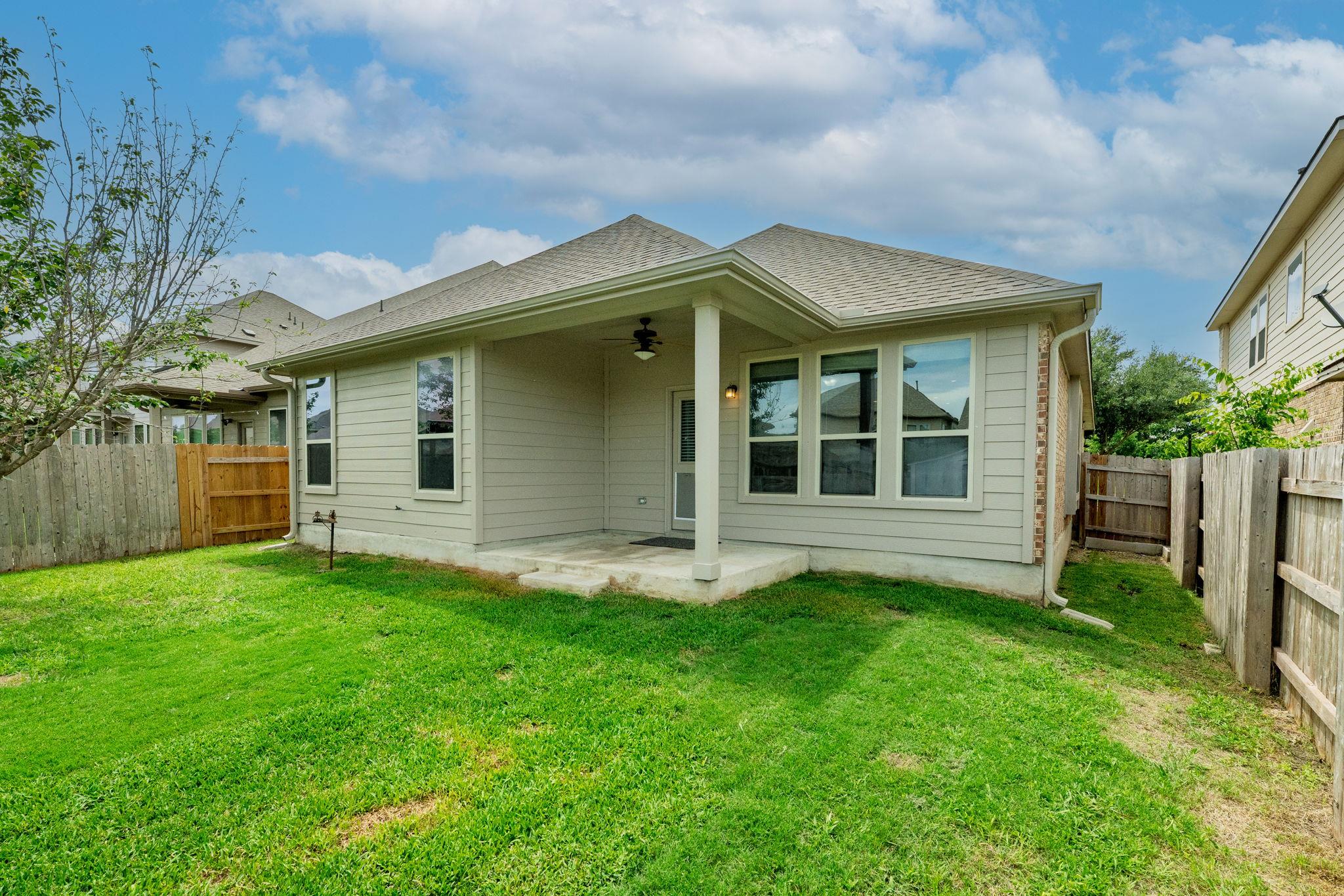 2701 Auburn Chestnut LN