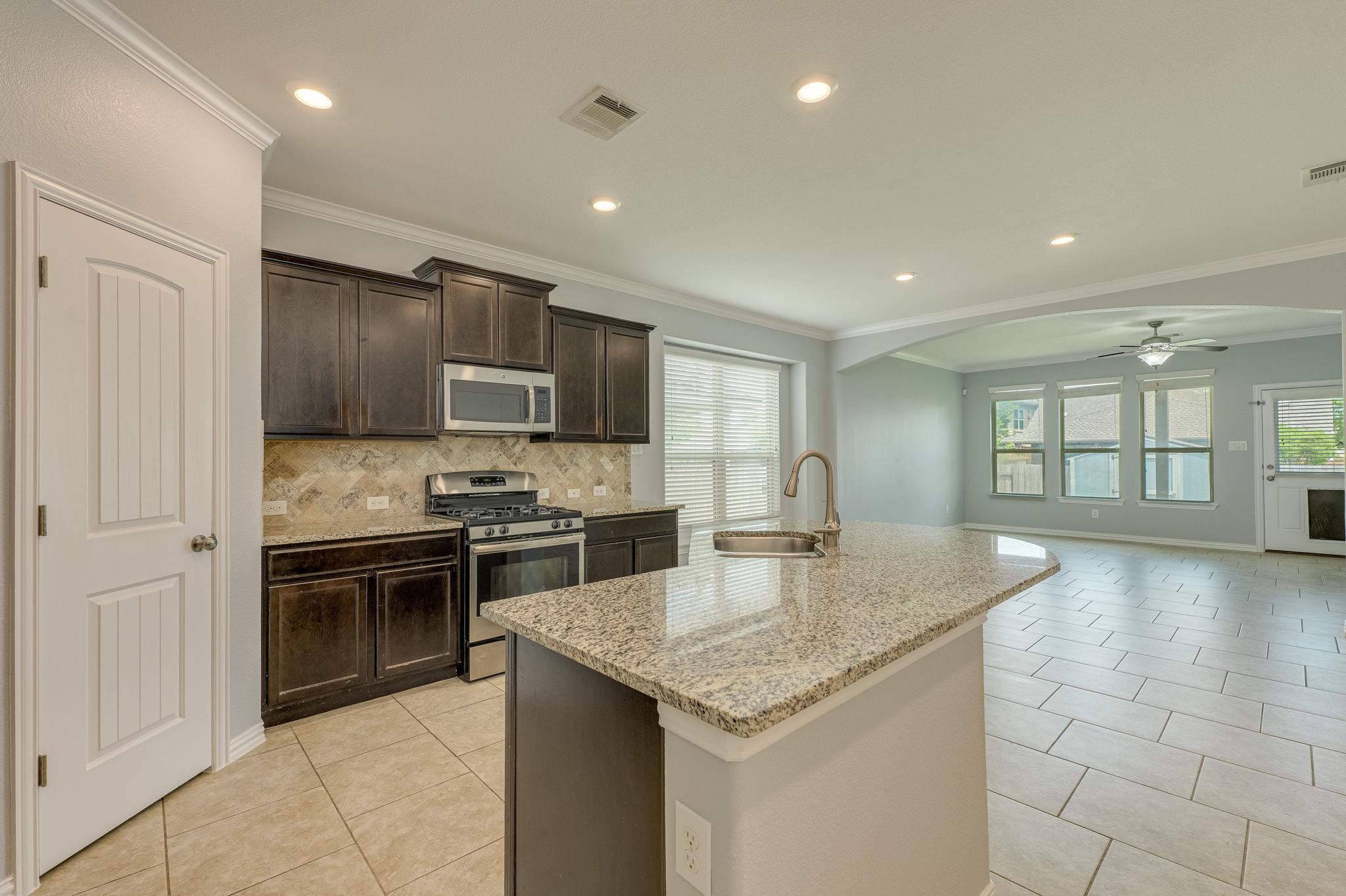 2701 Auburn Chestnut LN