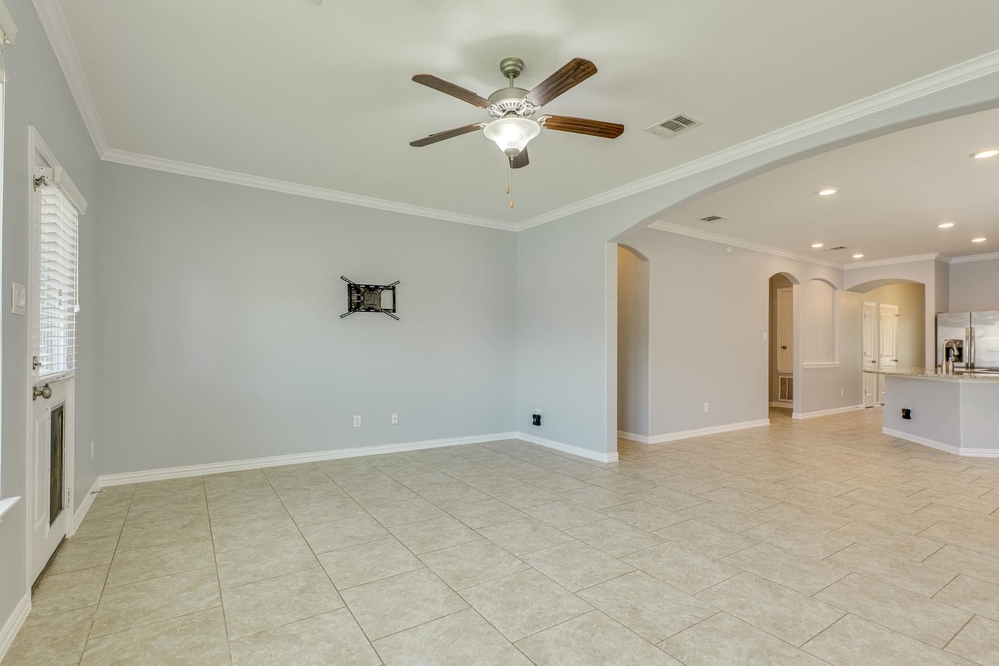 2701 Auburn Chestnut LN