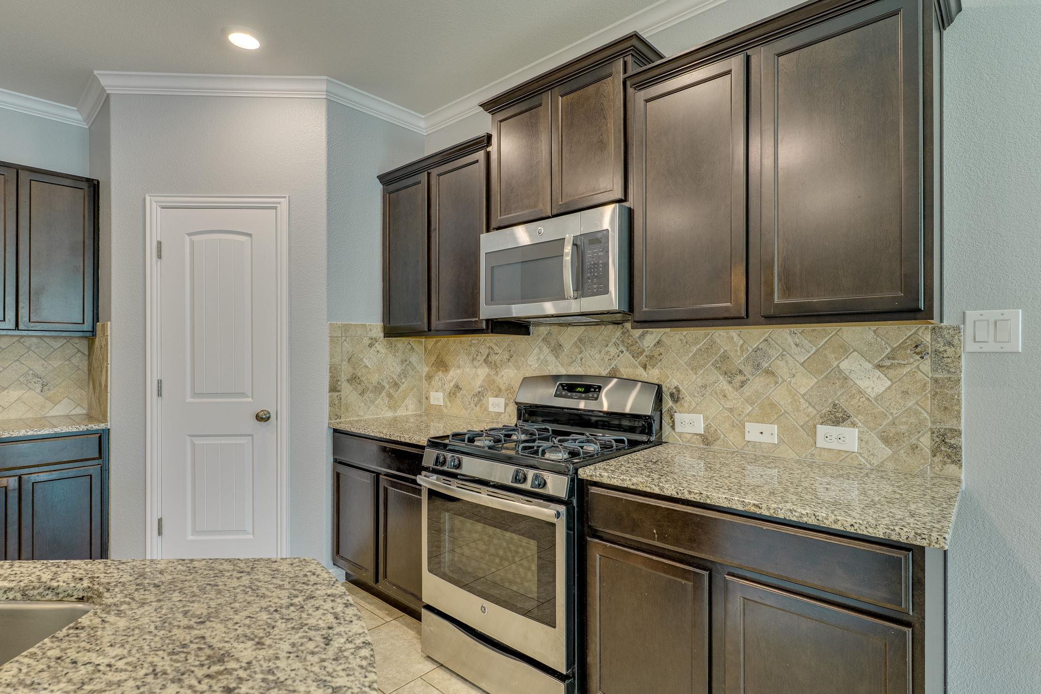 2701 Auburn Chestnut LN