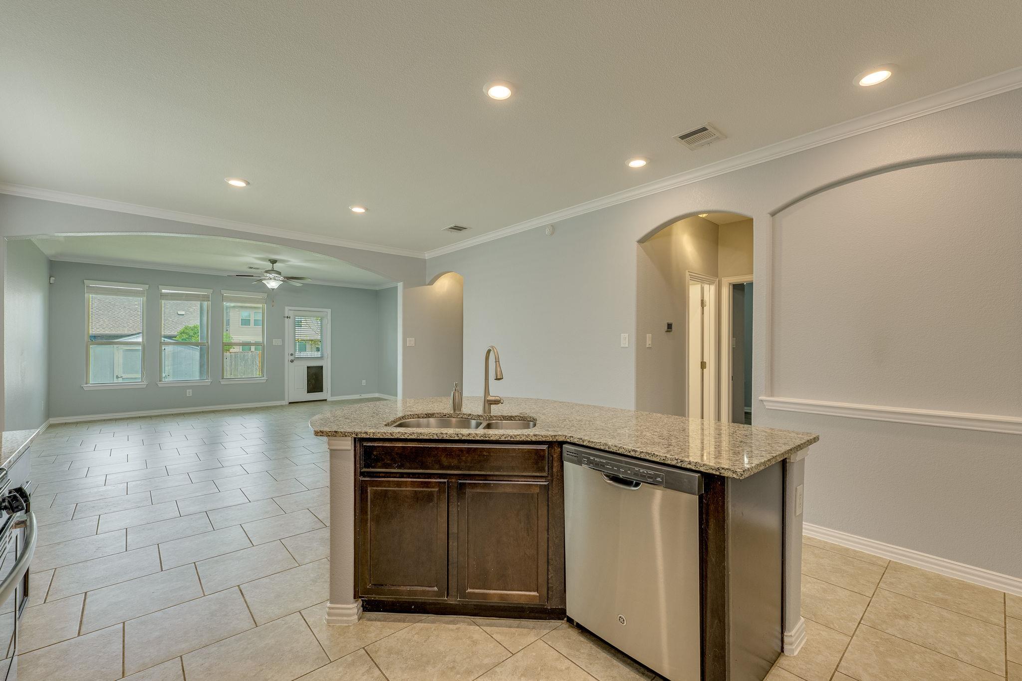 2701 Auburn Chestnut LN