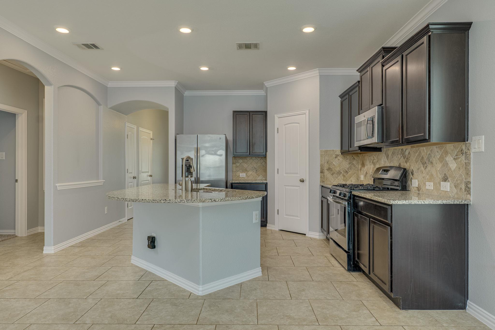 2701 Auburn Chestnut LN