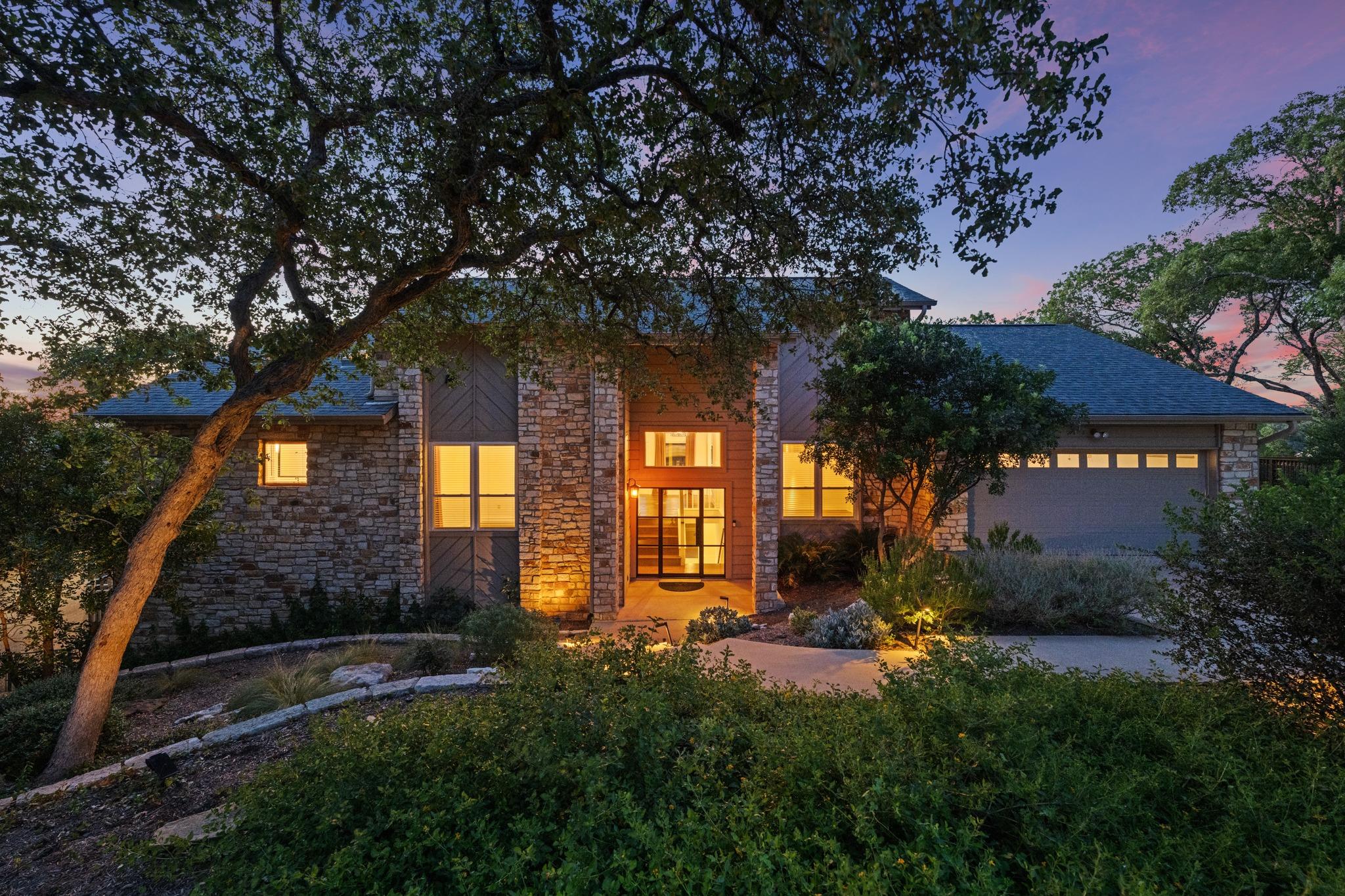 1528 Ben Crenshaw WAY