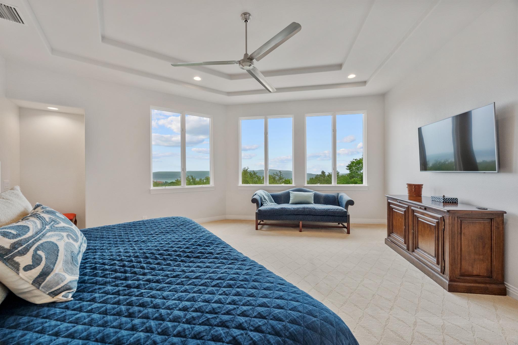 15903 Soleil CT