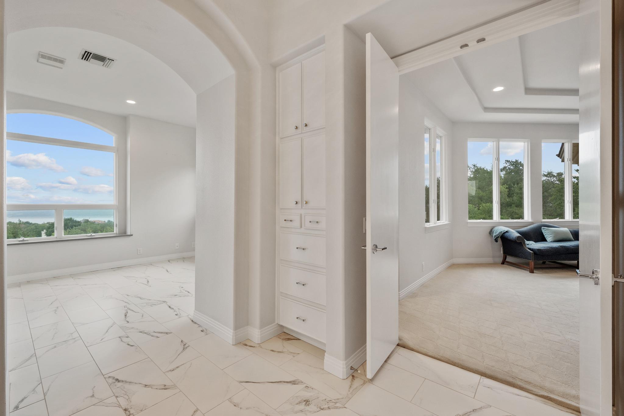 15903 Soleil CT