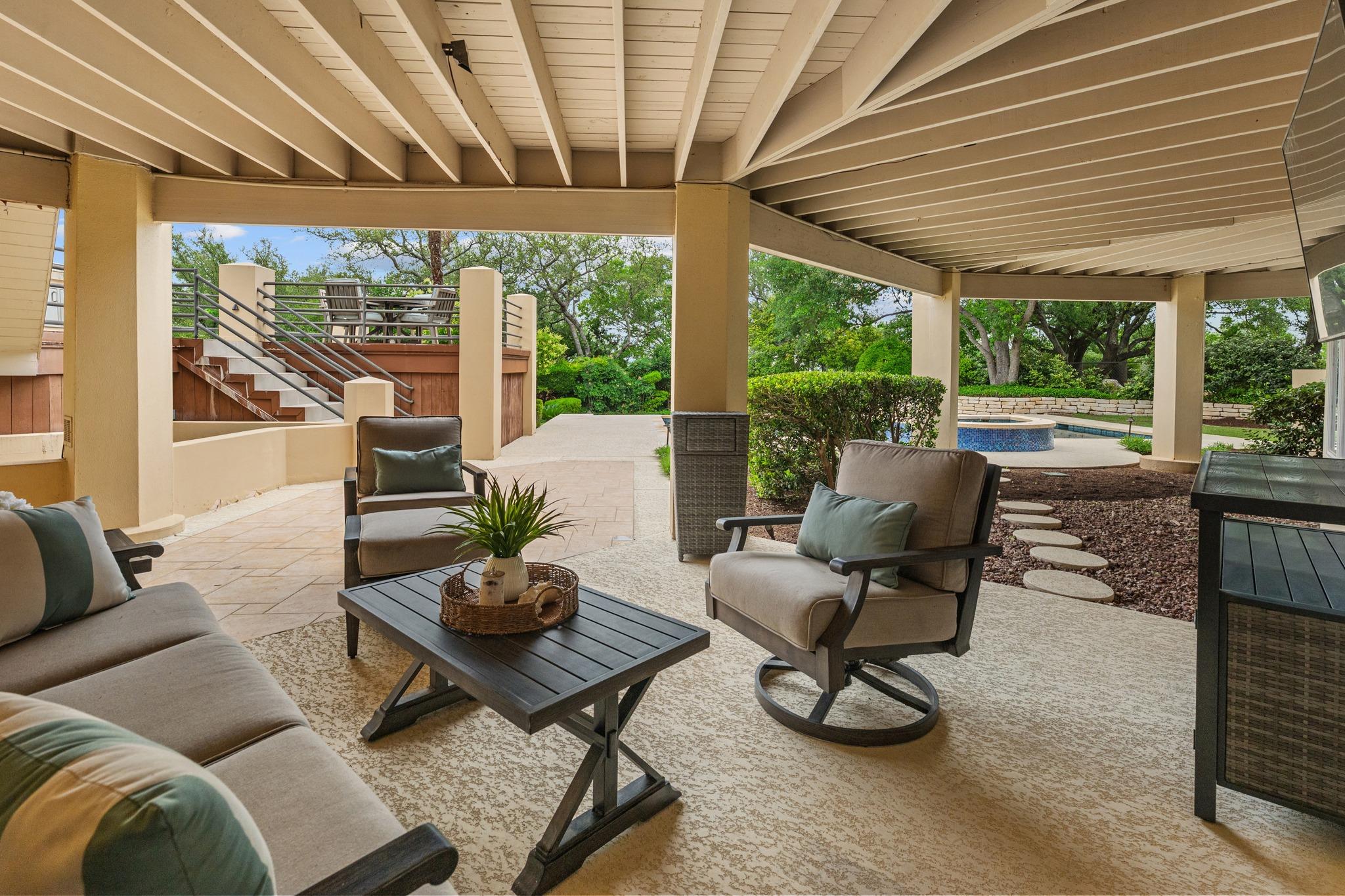 15903 Soleil CT