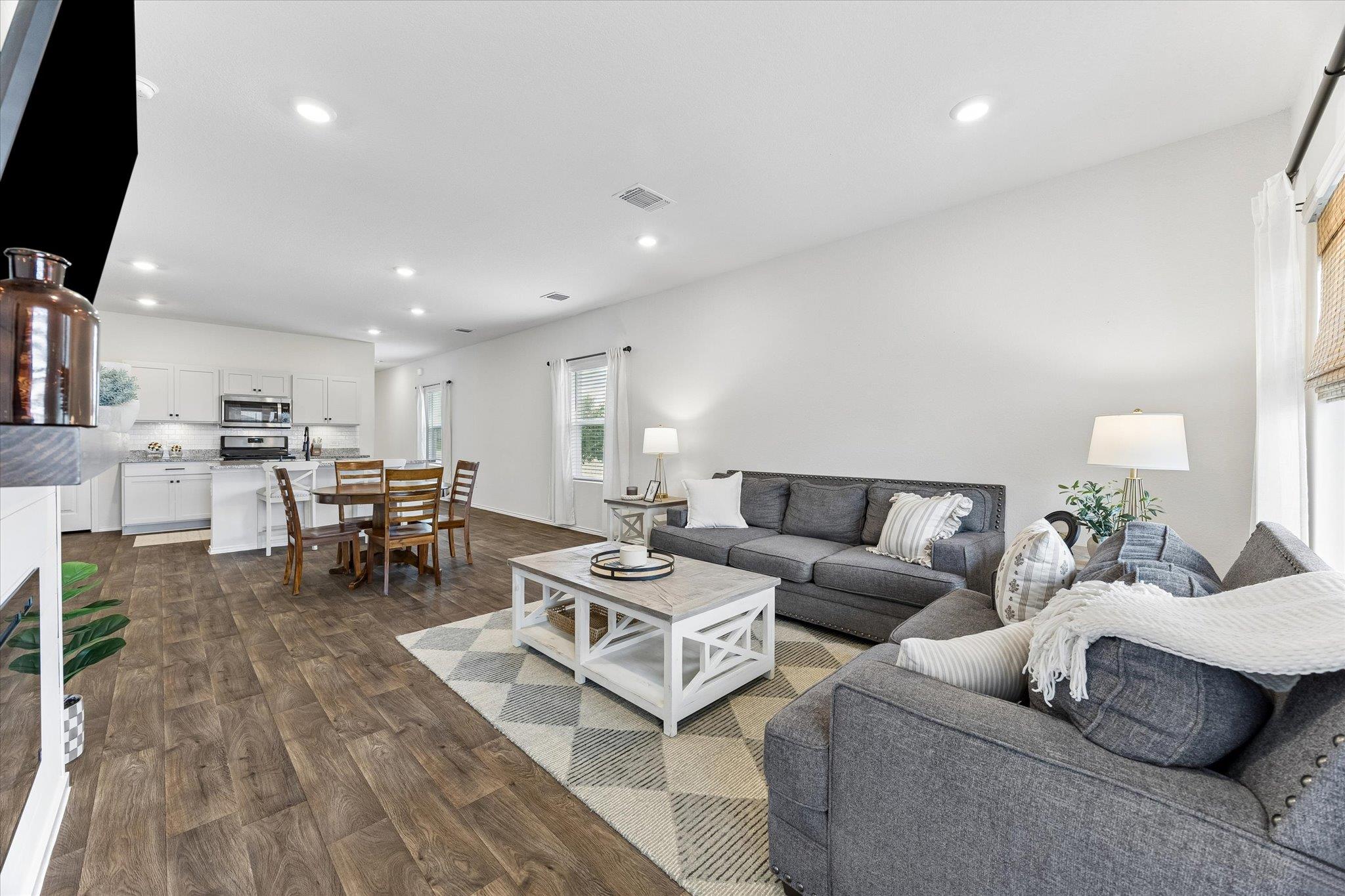 19300 Bear Grass DR