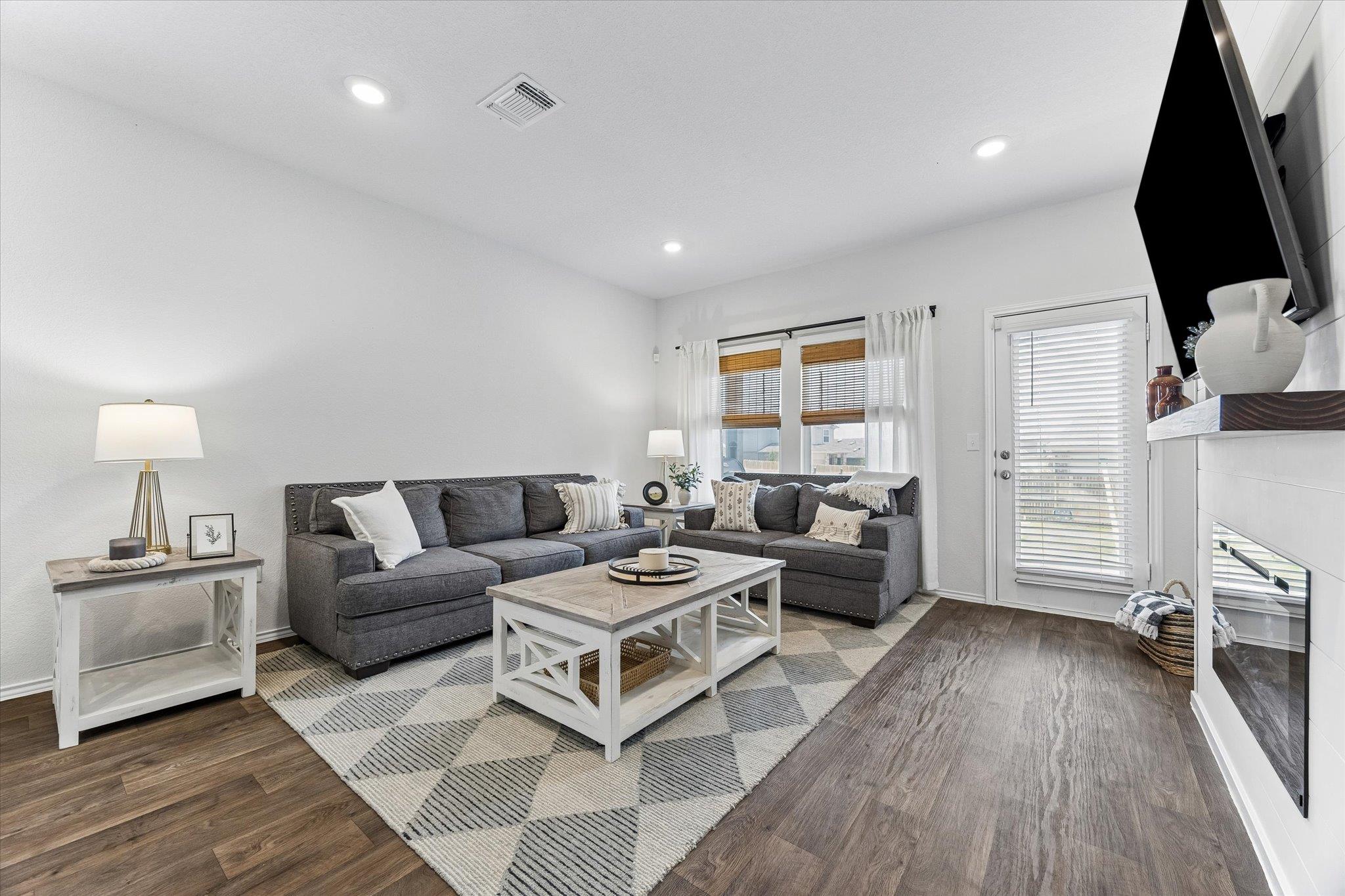 19300 Bear Grass DR