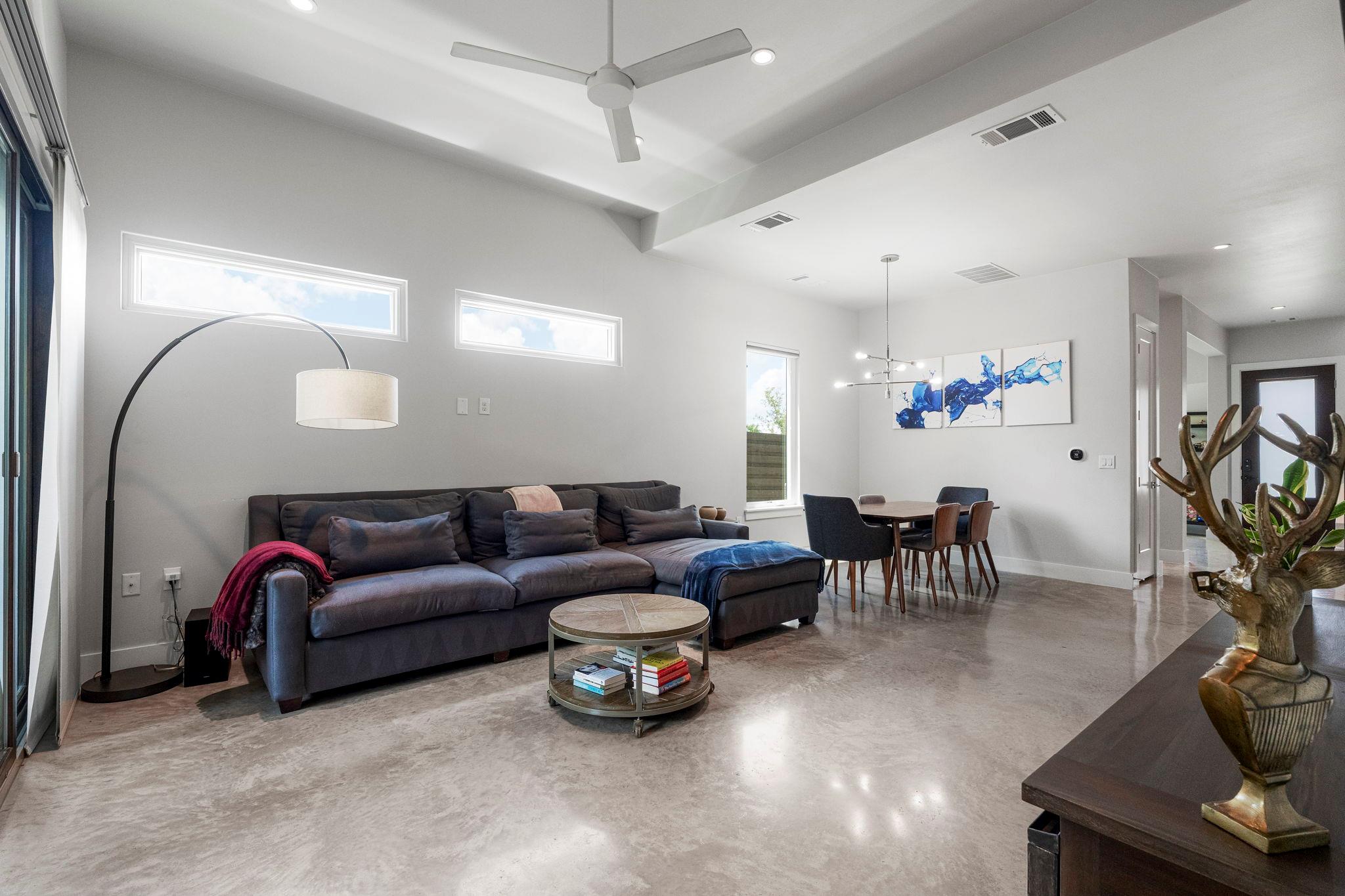 2103 Greenwood Ave # B Unit: Building 1, Unit B
