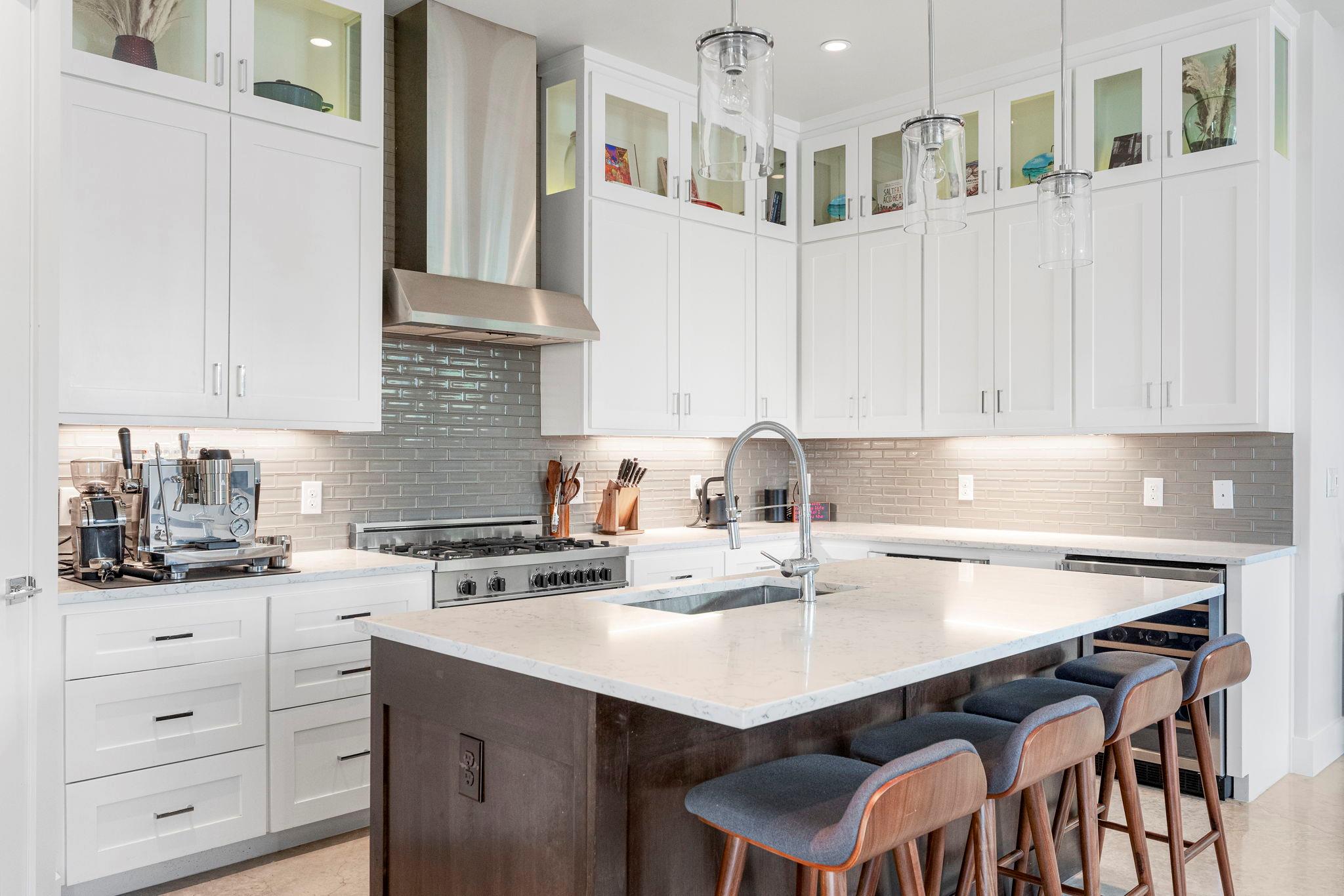2103 Greenwood Ave # B Unit: Building 1, Unit B