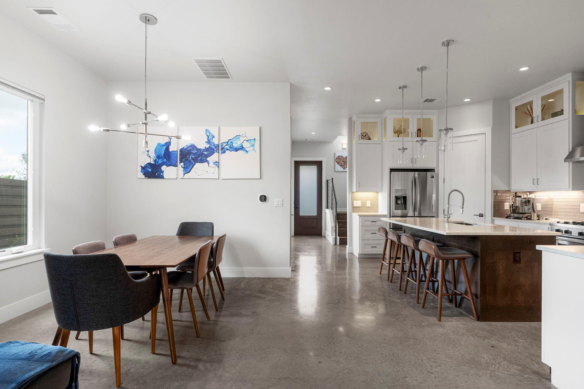 2103 Greenwood Ave # B Unit: Building 1, Unit B