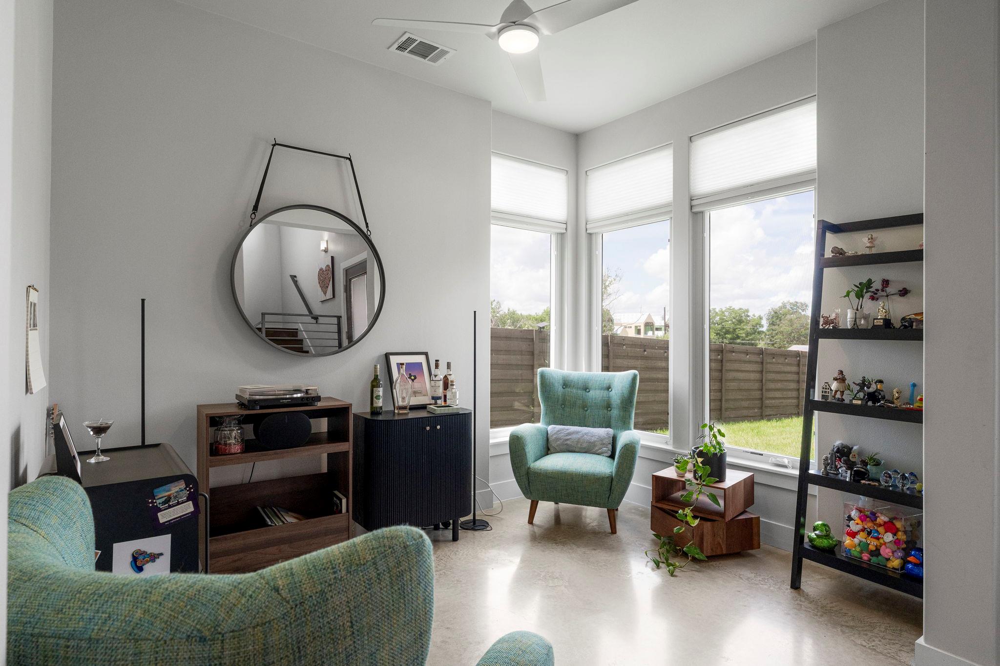 2103 Greenwood Ave # B Unit: Building 1, Unit B