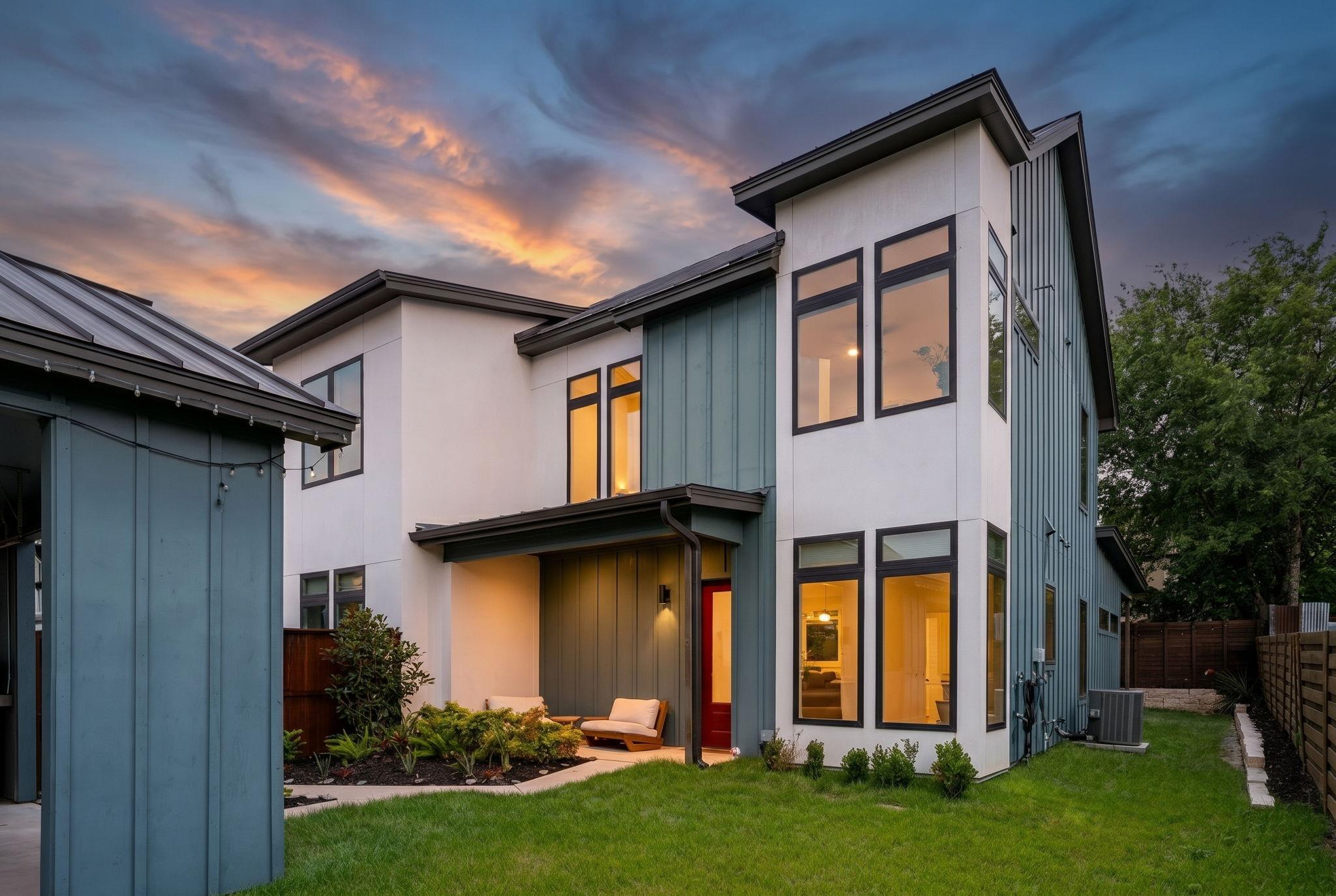 2103 Greenwood Ave # B Unit: Building 1, Unit B