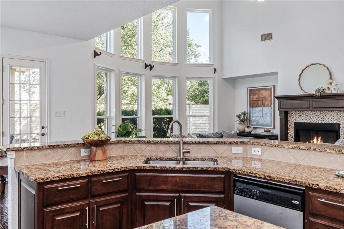 1602 Purple Sage DR