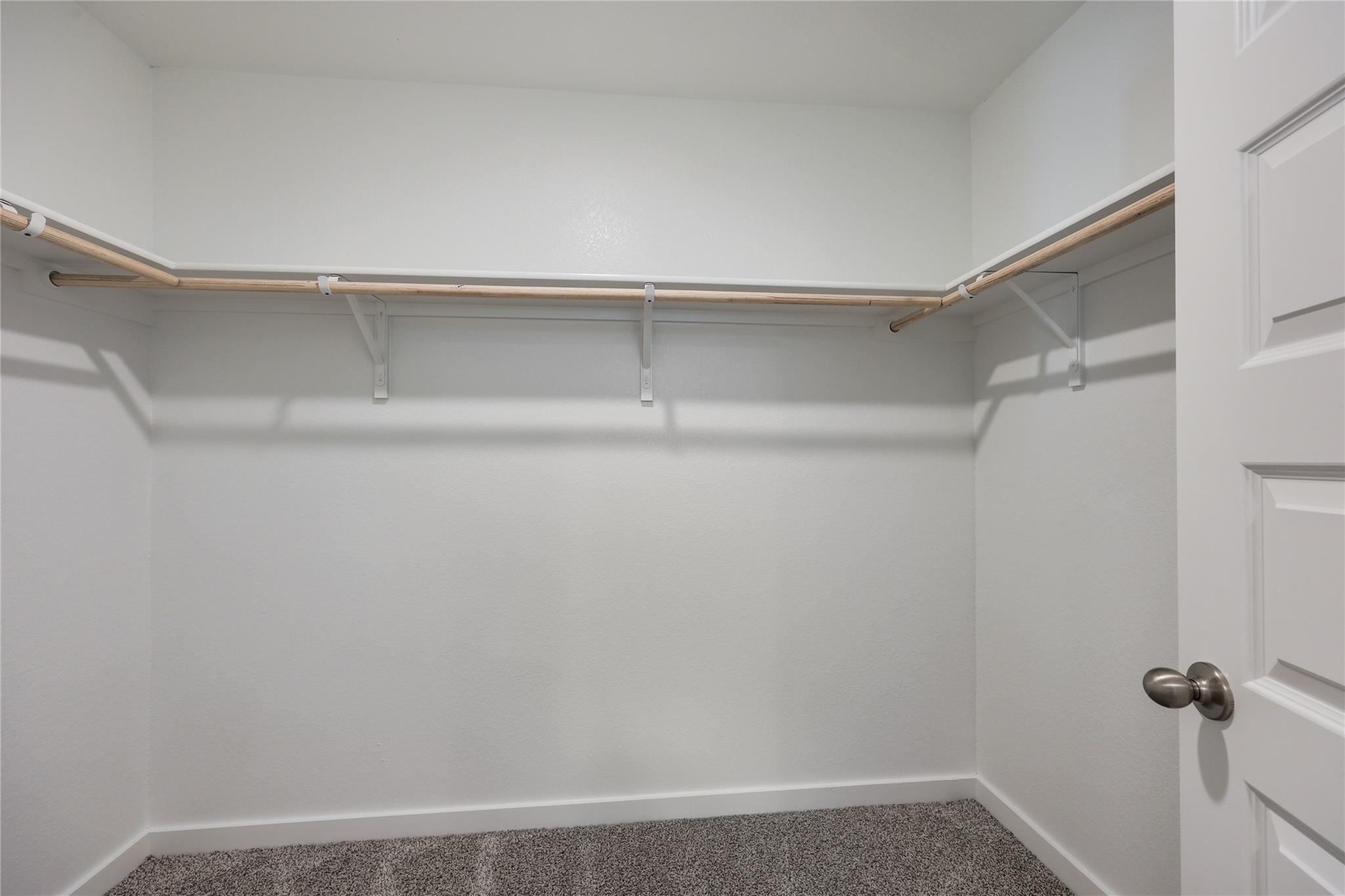 332 Pedernales LN