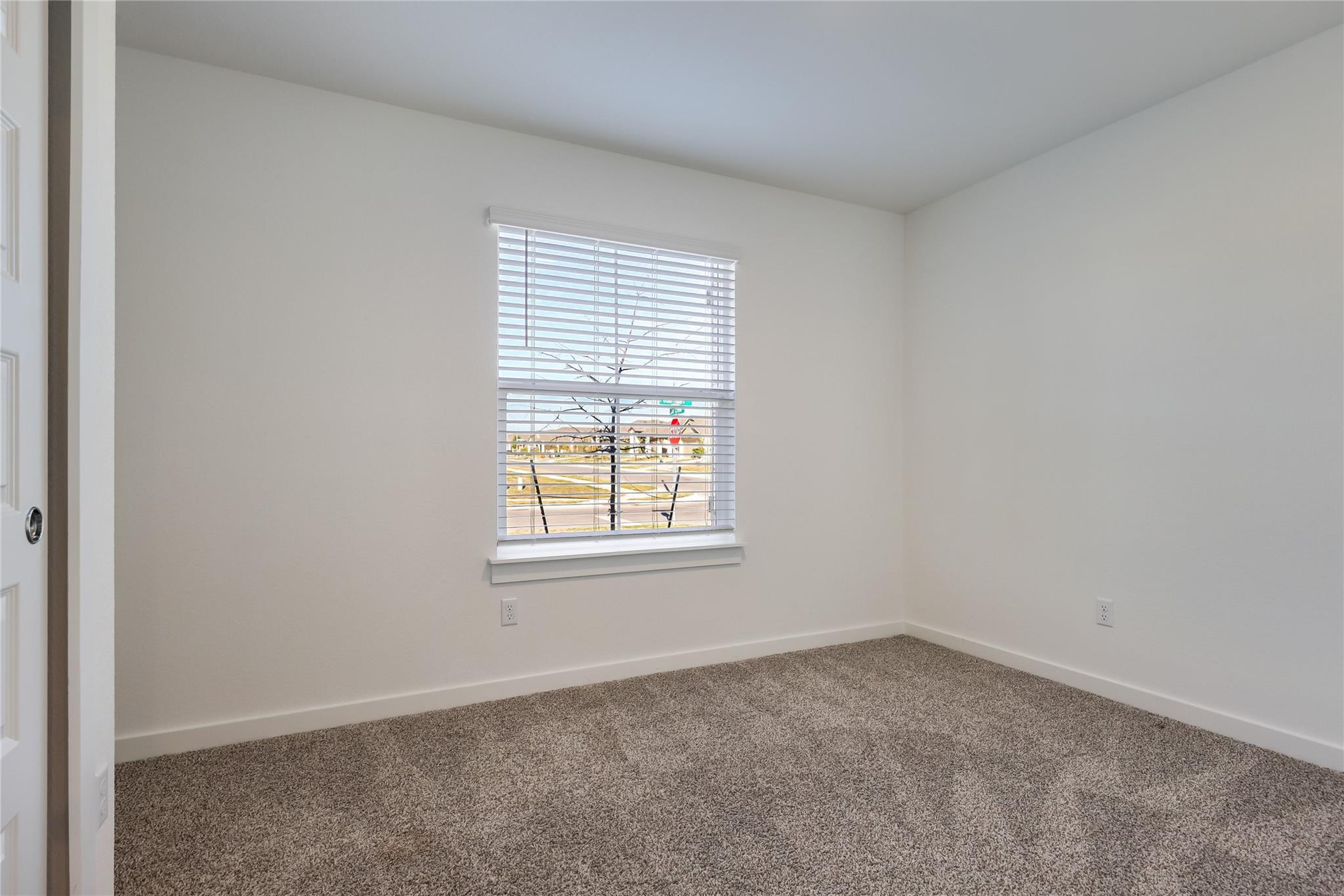 332 Pedernales LN