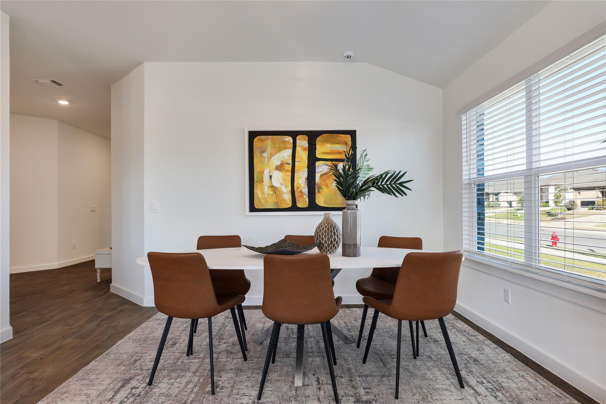 332 Pedernales LN