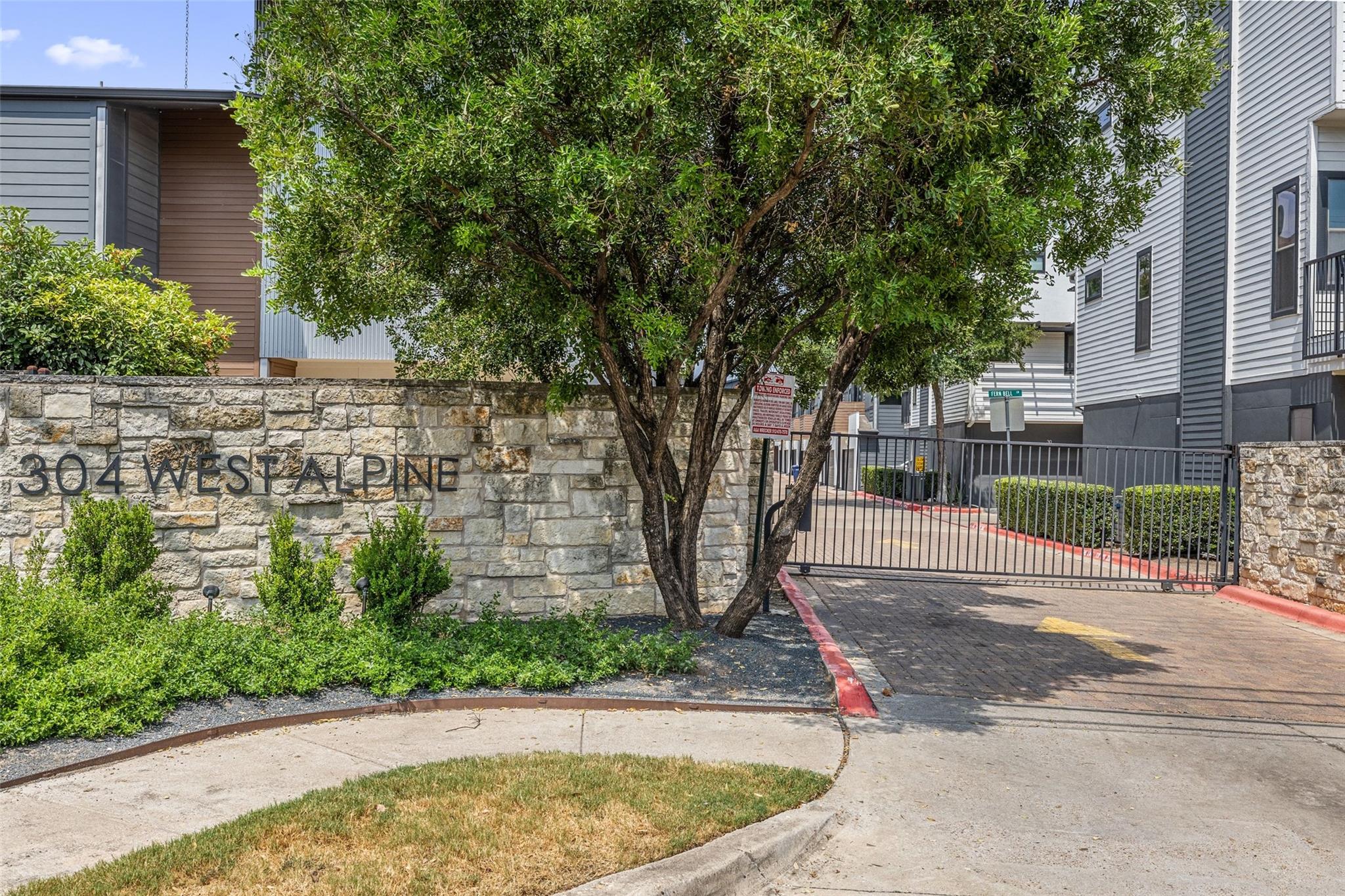 3408 Charlotte Rose DR