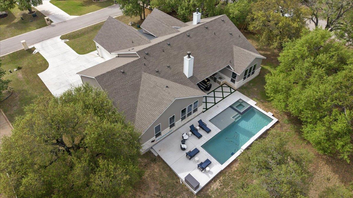 101 Onion Creek LN