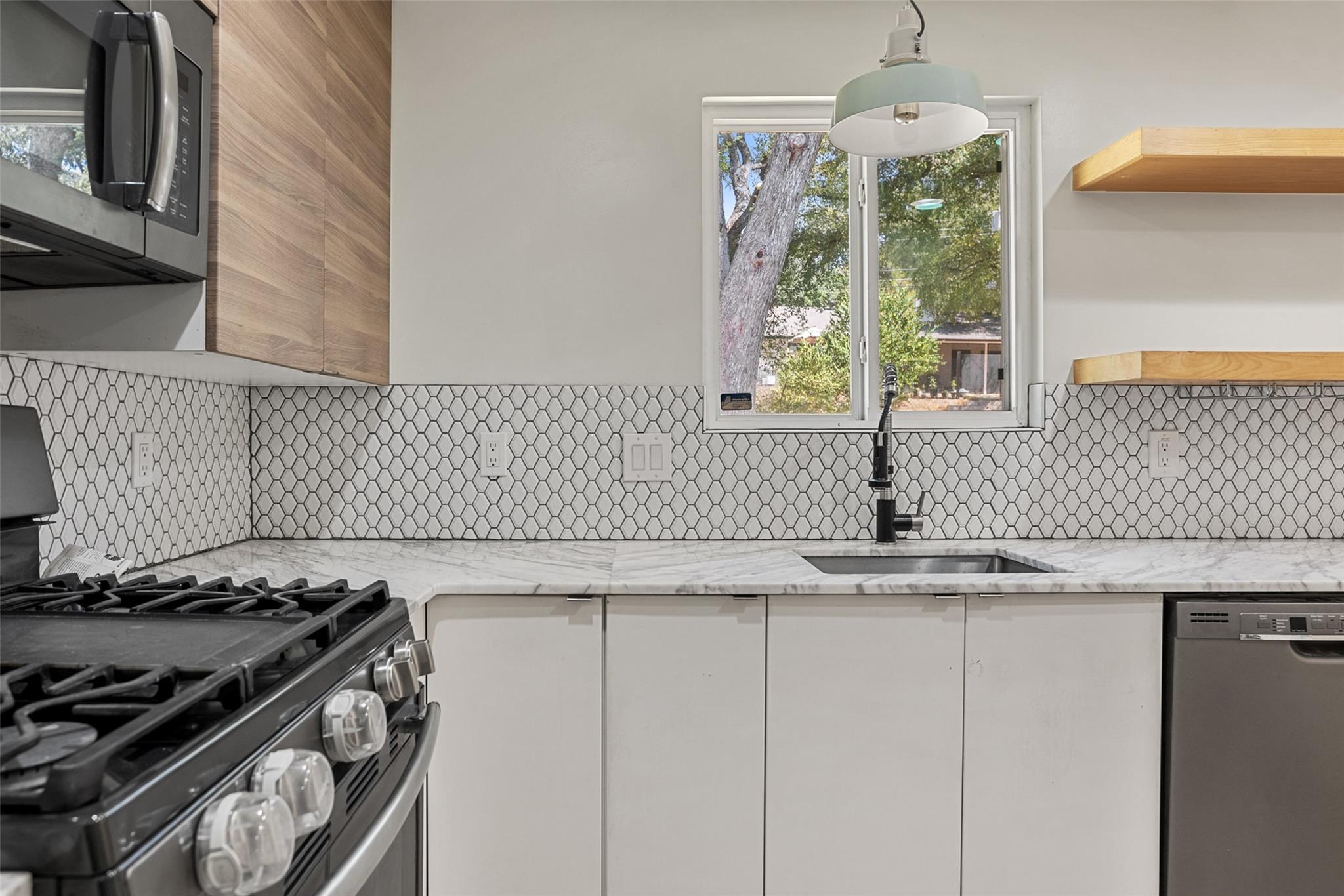 3103 Matador DR