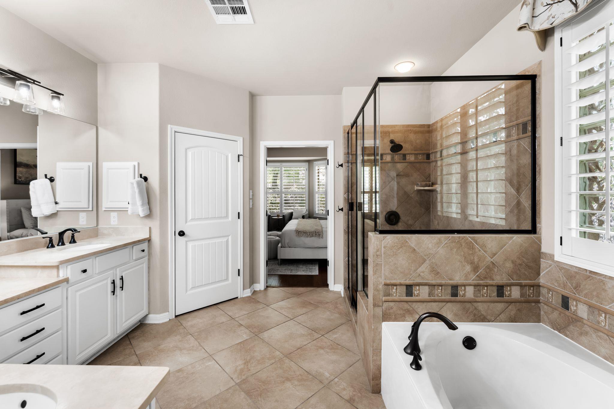 12025 Montclair BND