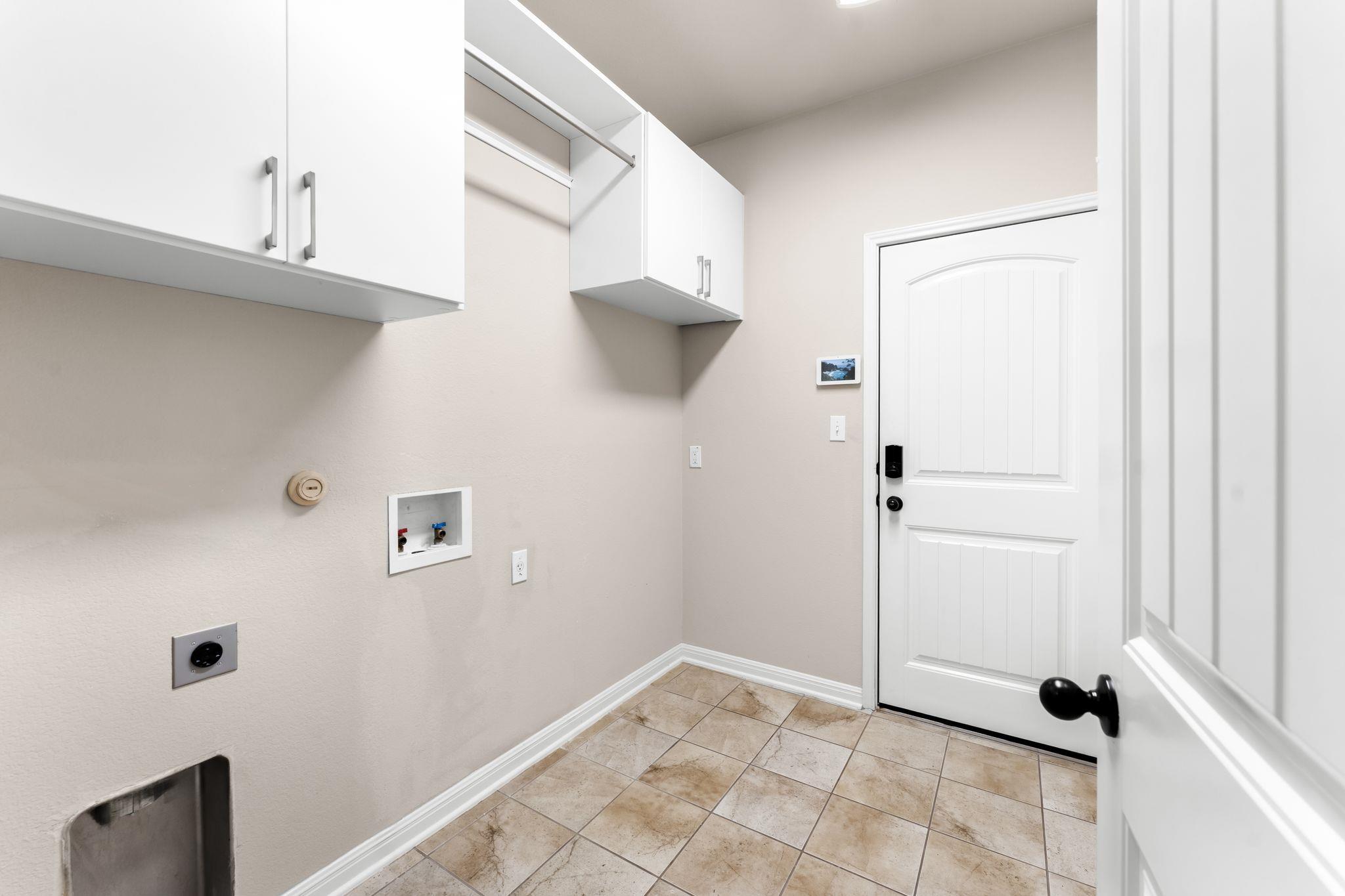 12025 Montclair BND