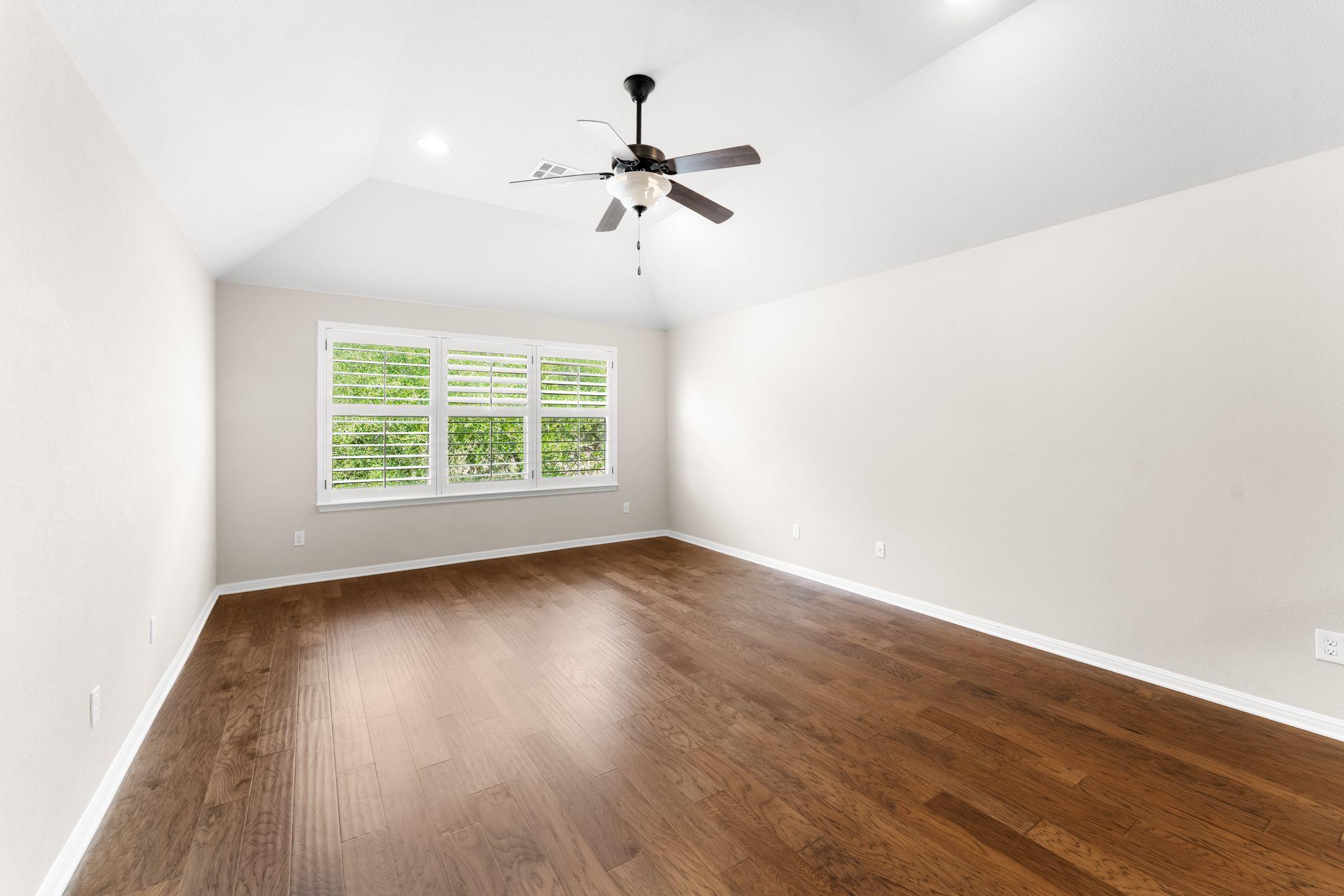 12025 Montclair BND