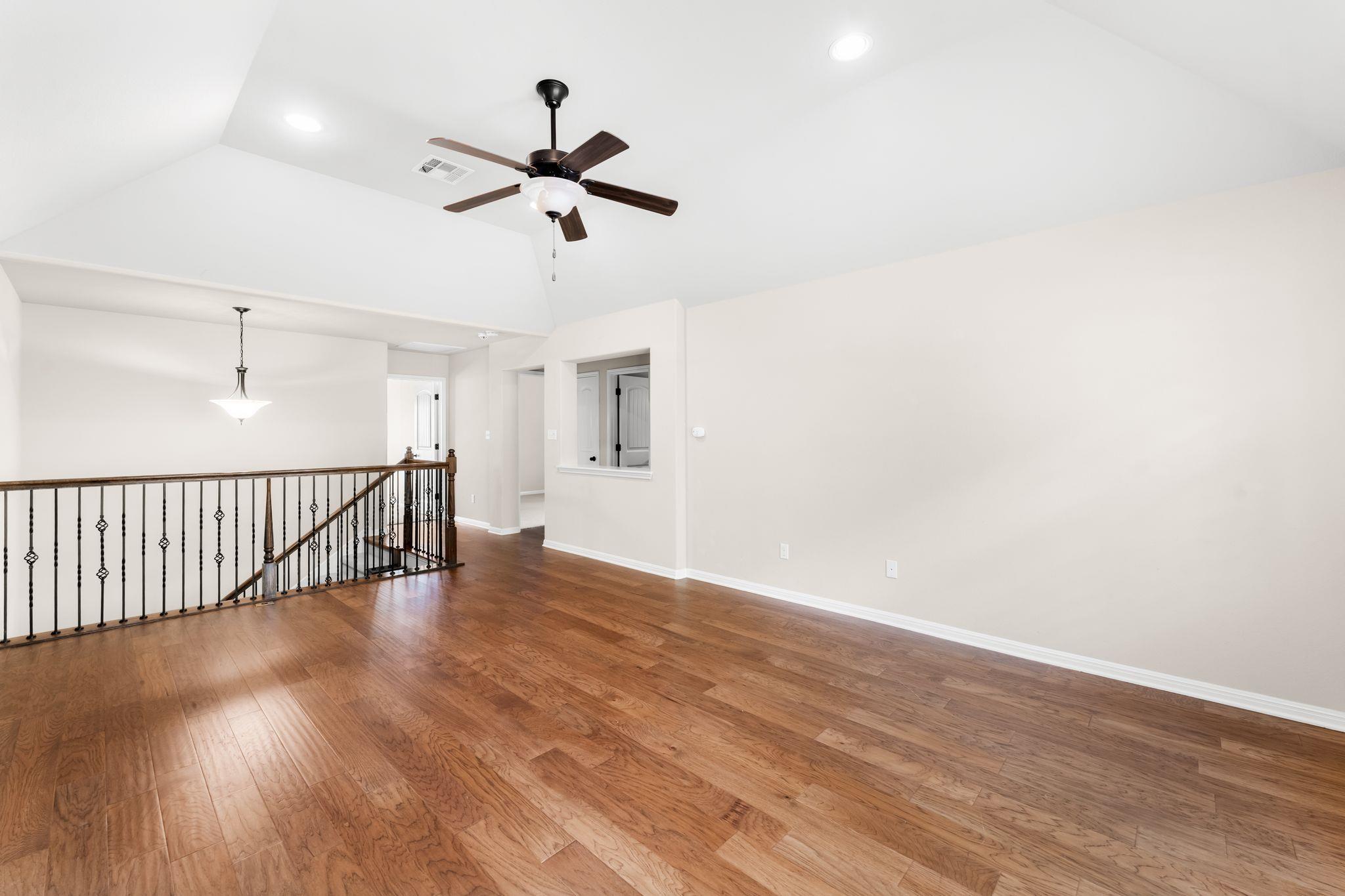 12025 Montclair BND