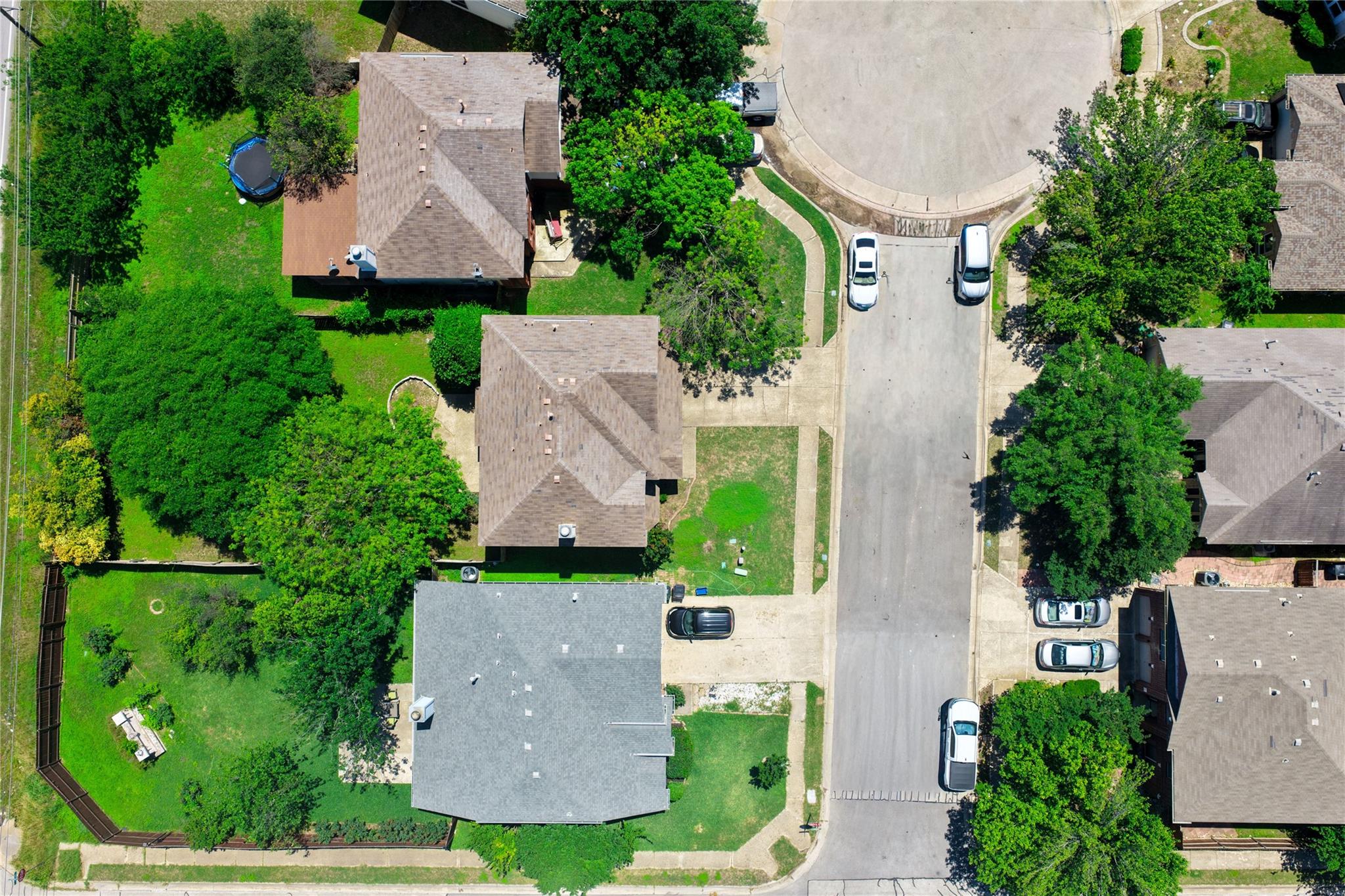 1603 Jennifer CT
