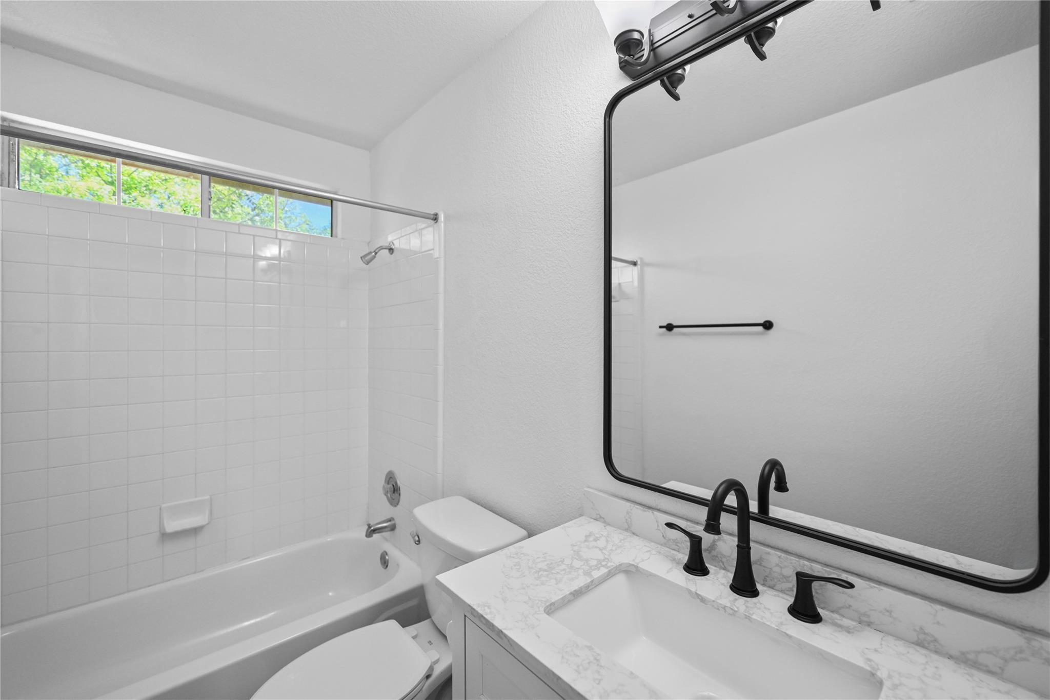 1603 Jennifer CT
