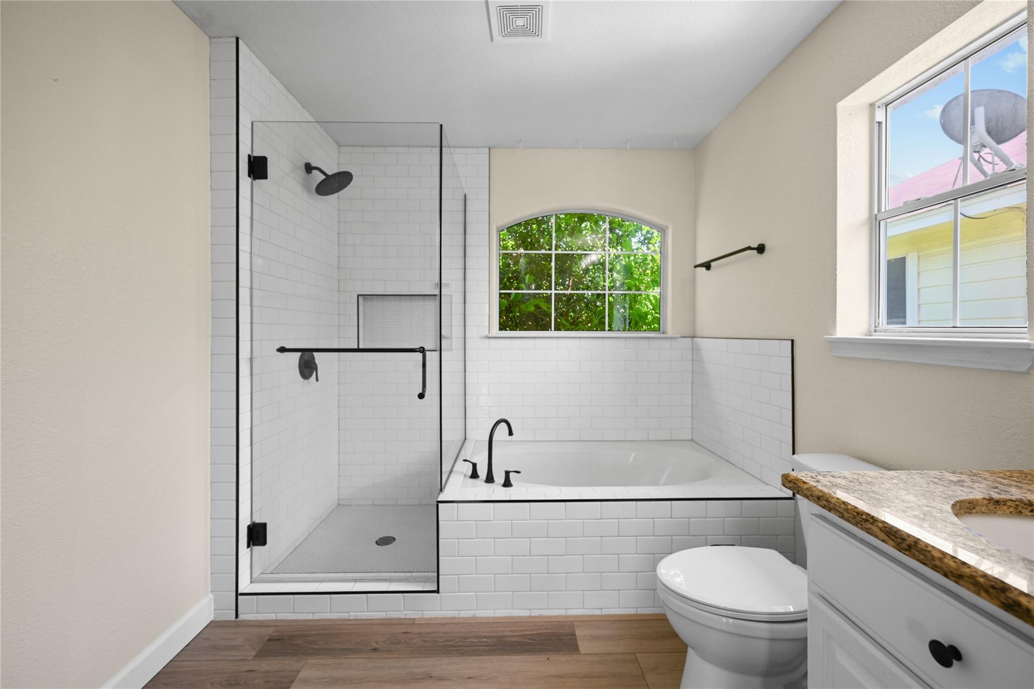 1603 Jennifer CT