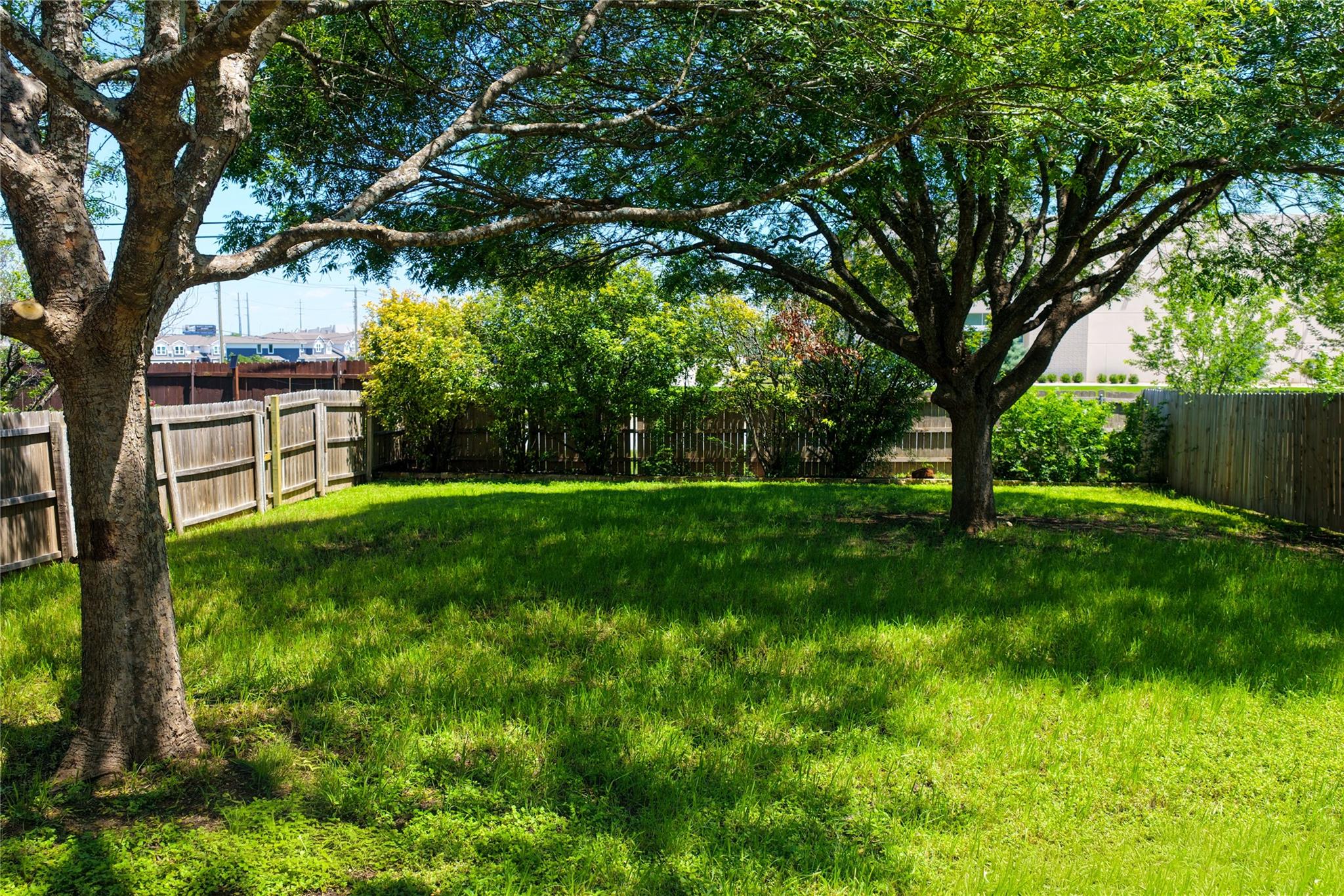 1603 Jennifer CT