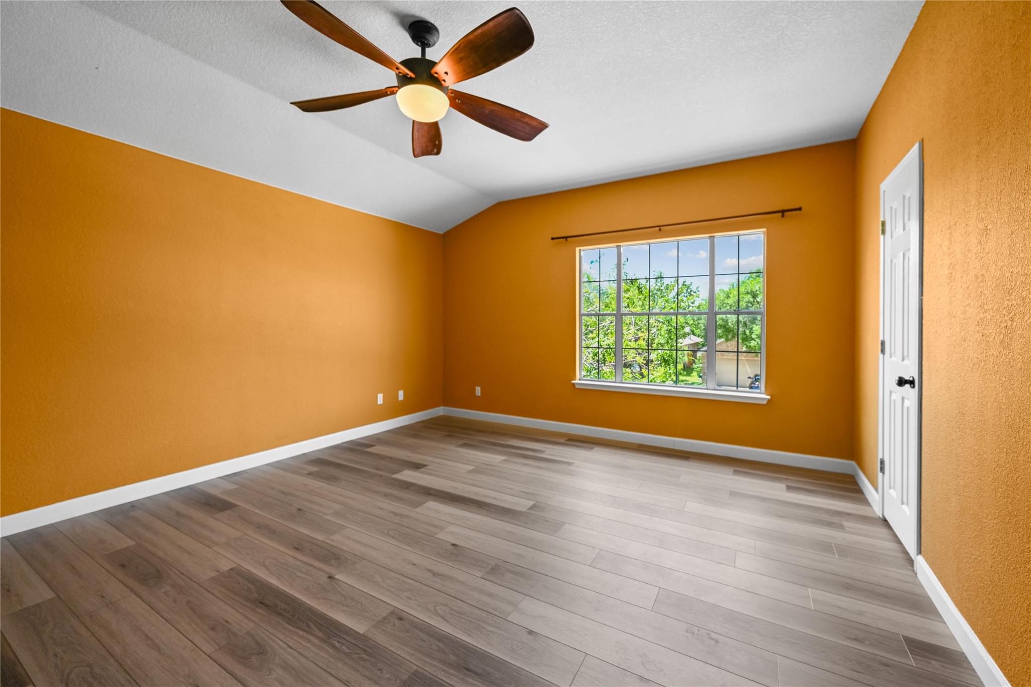 1603 Jennifer CT